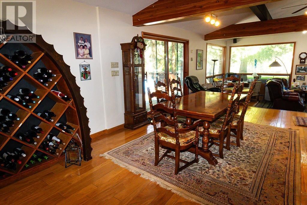2712 SKEENA STREET Image 7