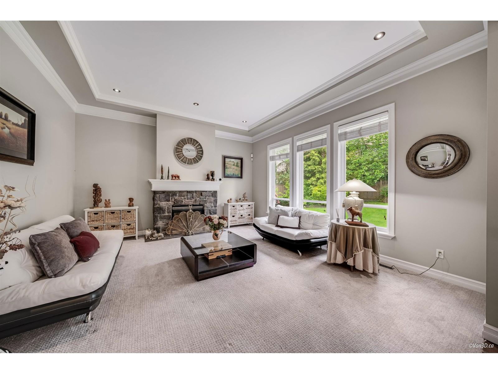 15828 SOMERSET Image 10
