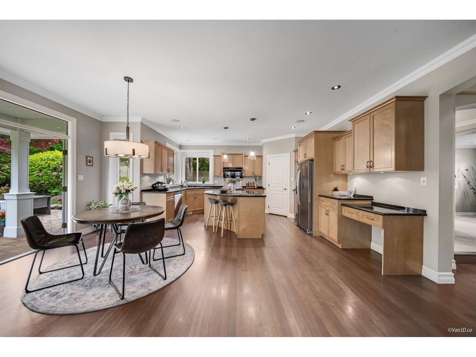 15828 SOMERSET Image 12