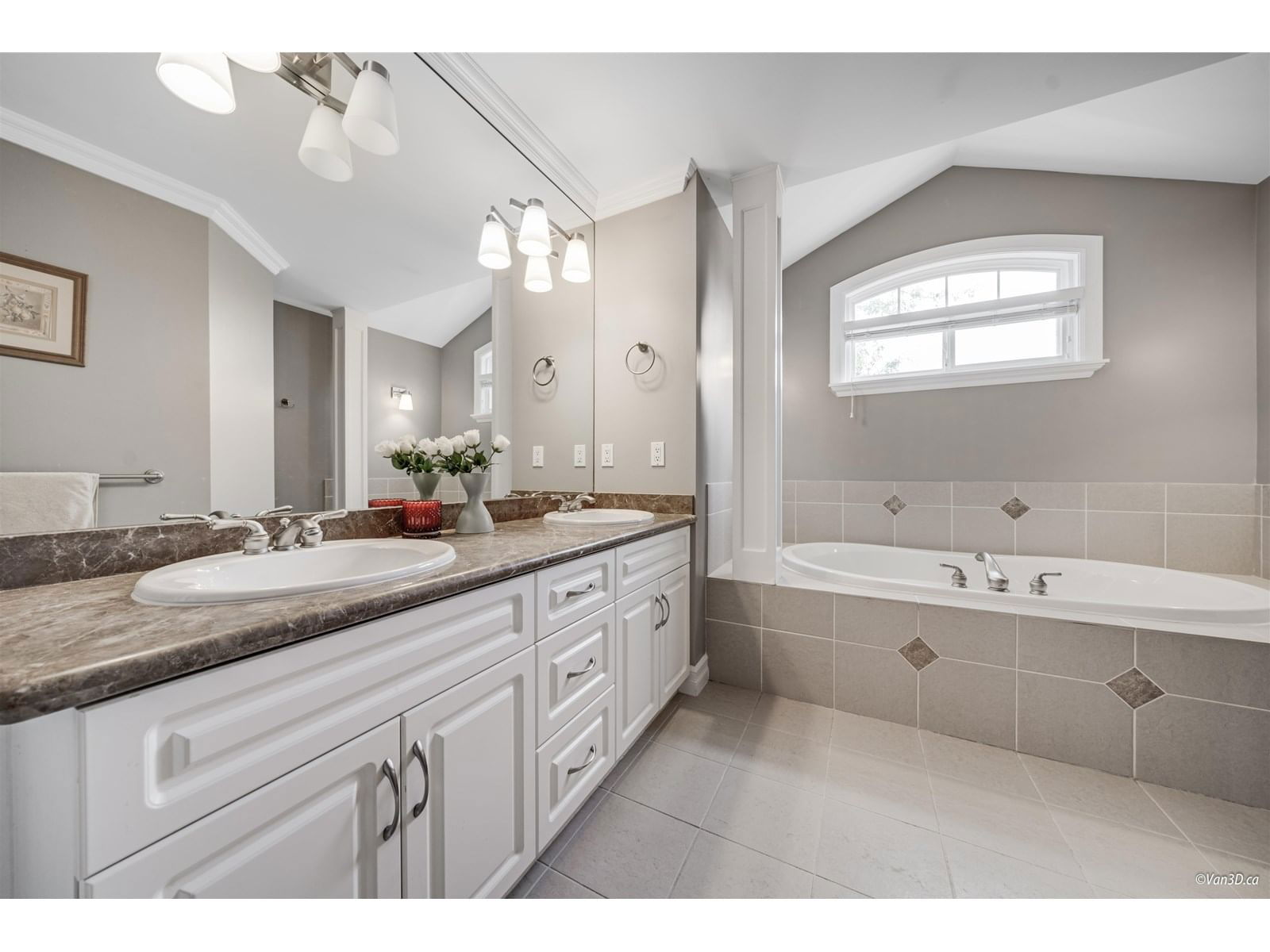 15828 SOMERSET Image 22