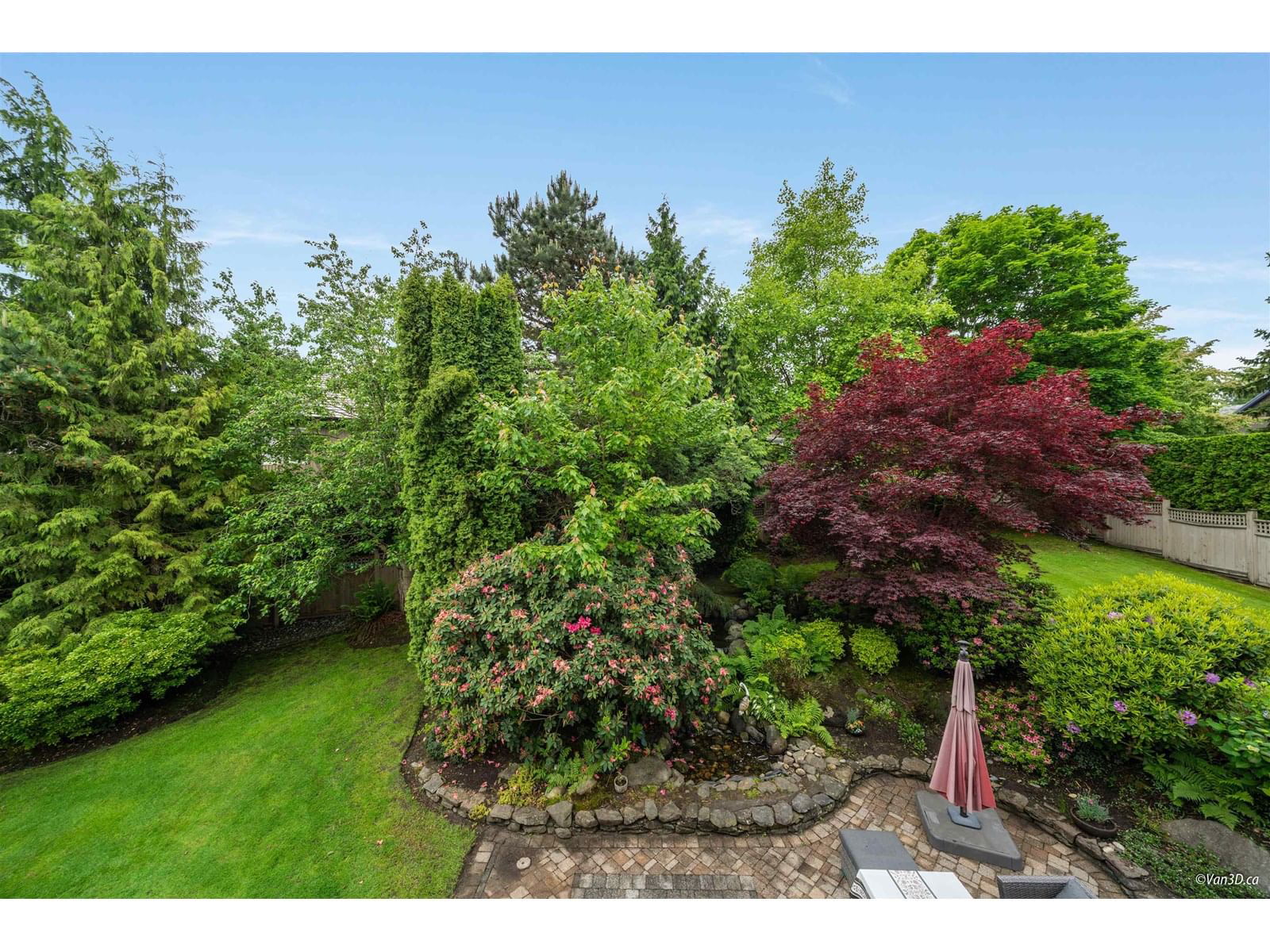 15828 SOMERSET Image 25