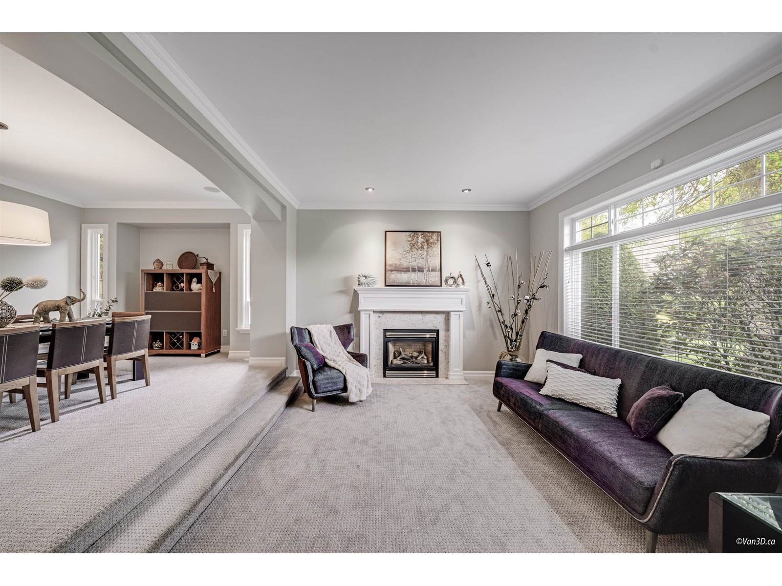 15828 SOMERSET Image 4