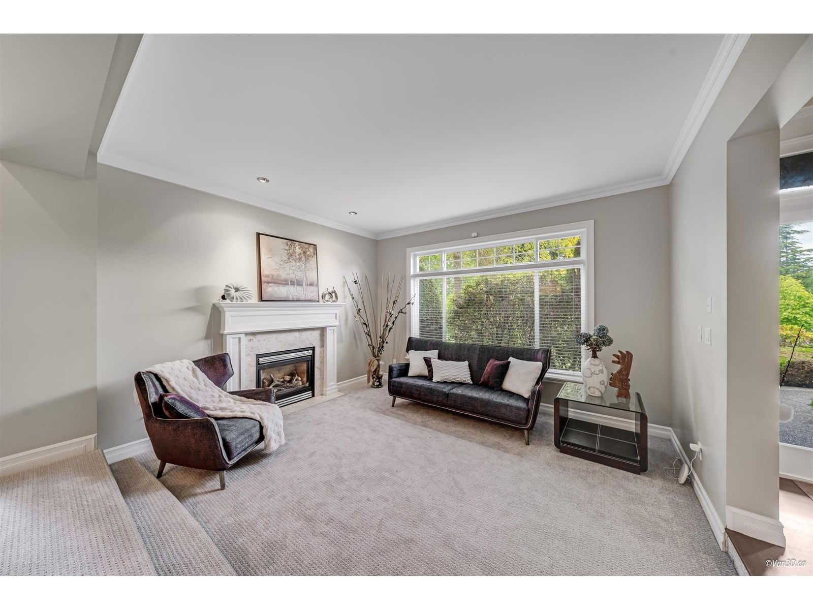 15828 SOMERSET Image 6