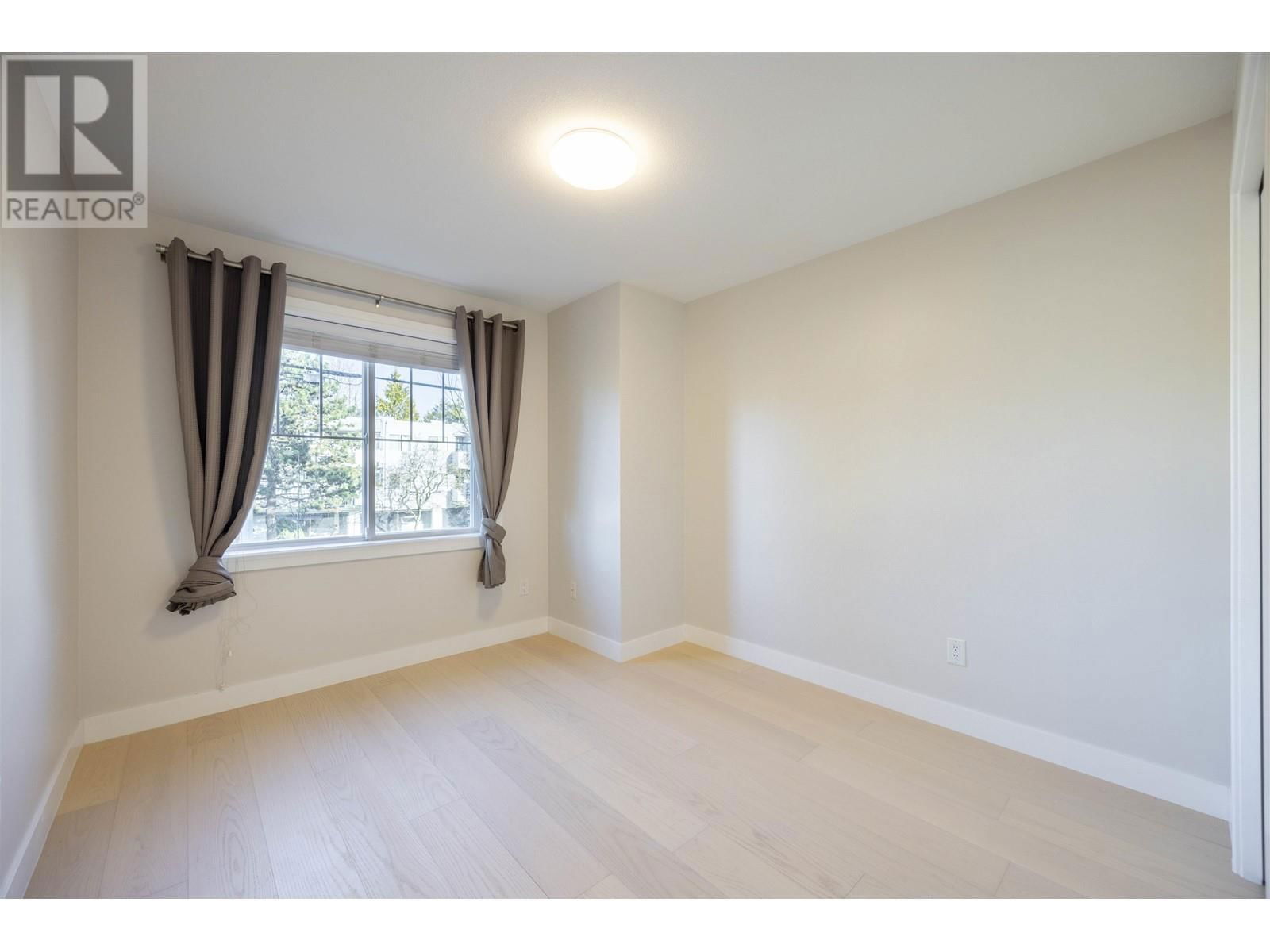 1 - 7288 BLUNDELL ROAD Image 12