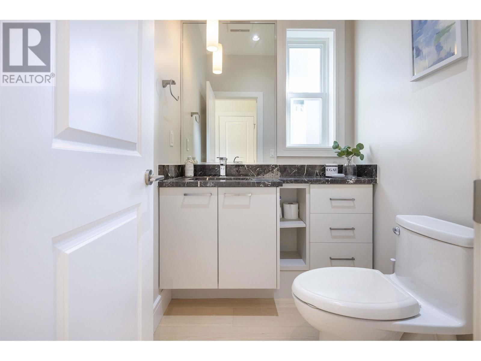 1 - 7288 BLUNDELL ROAD Image 15
