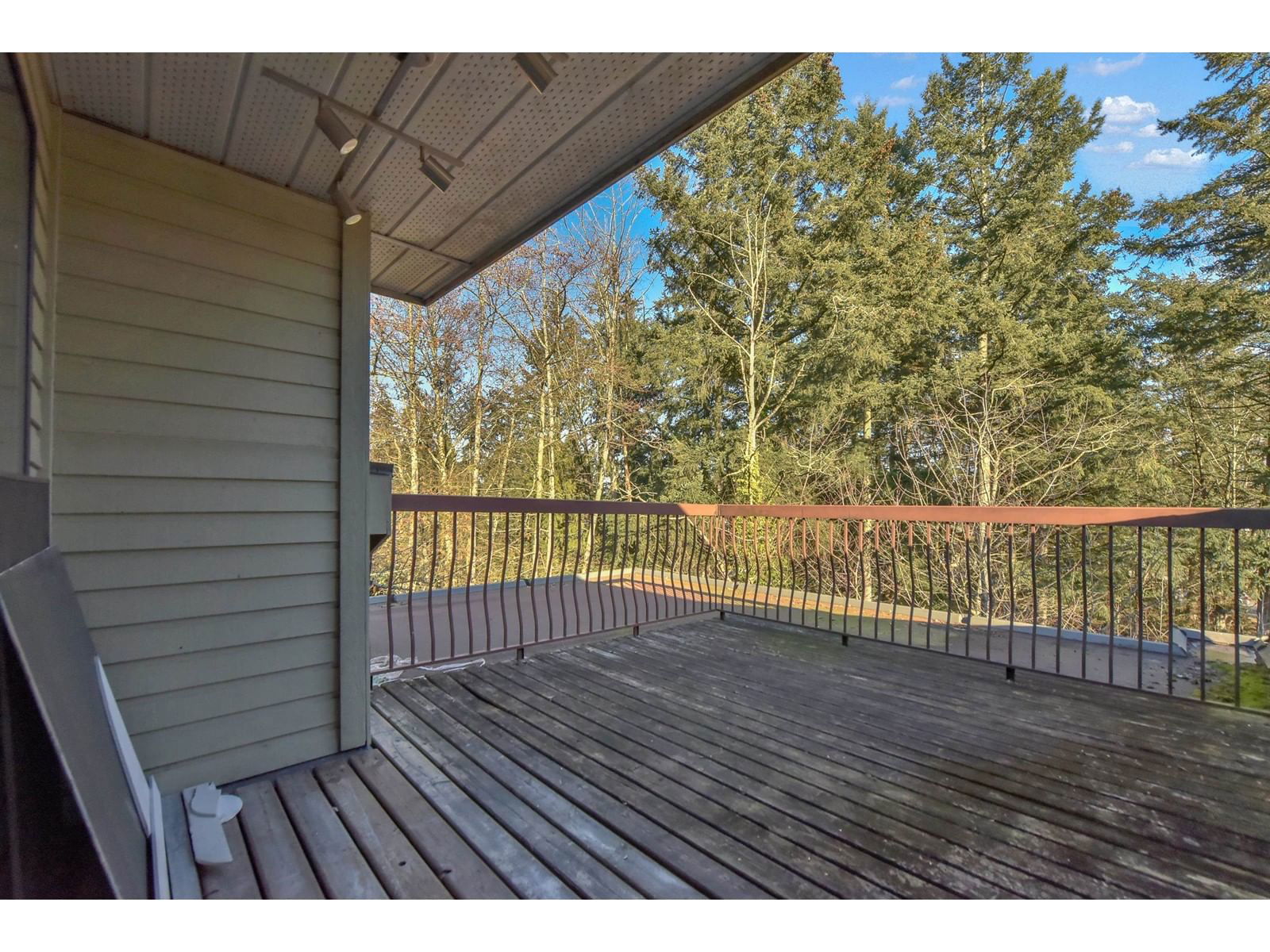 203 - 7064 133B Image 22