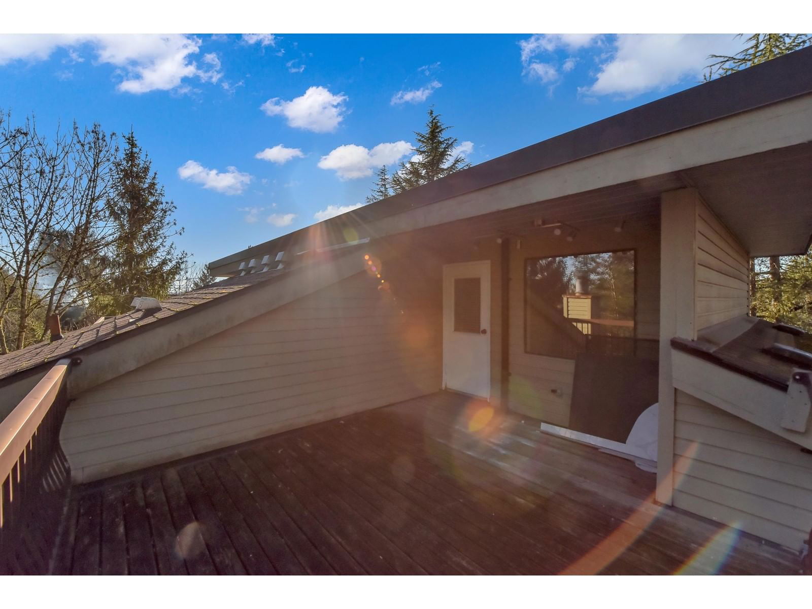 203 - 7064 133B Image 25