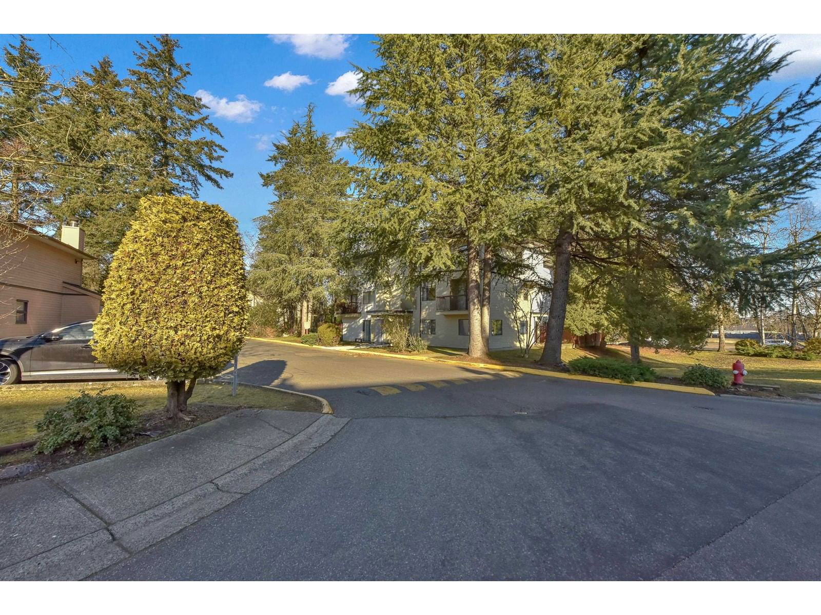 203 - 7064 133B Image 39