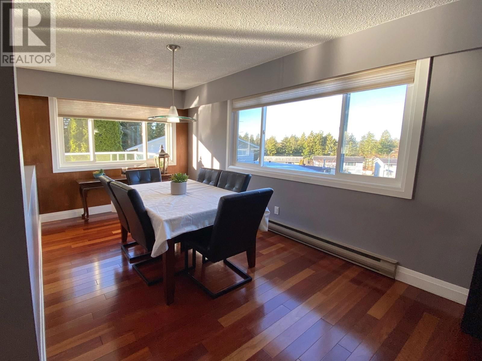 121 CADE PLACE Image 12