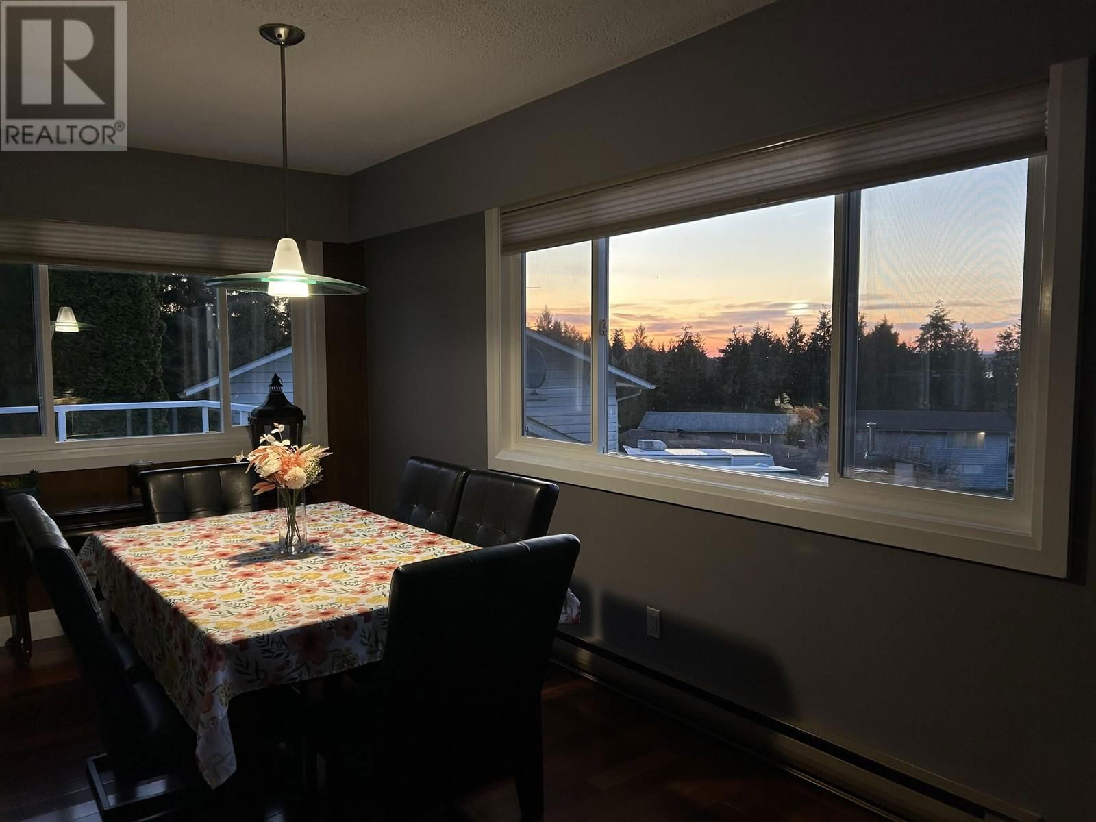 121 CADE PLACE Image 13