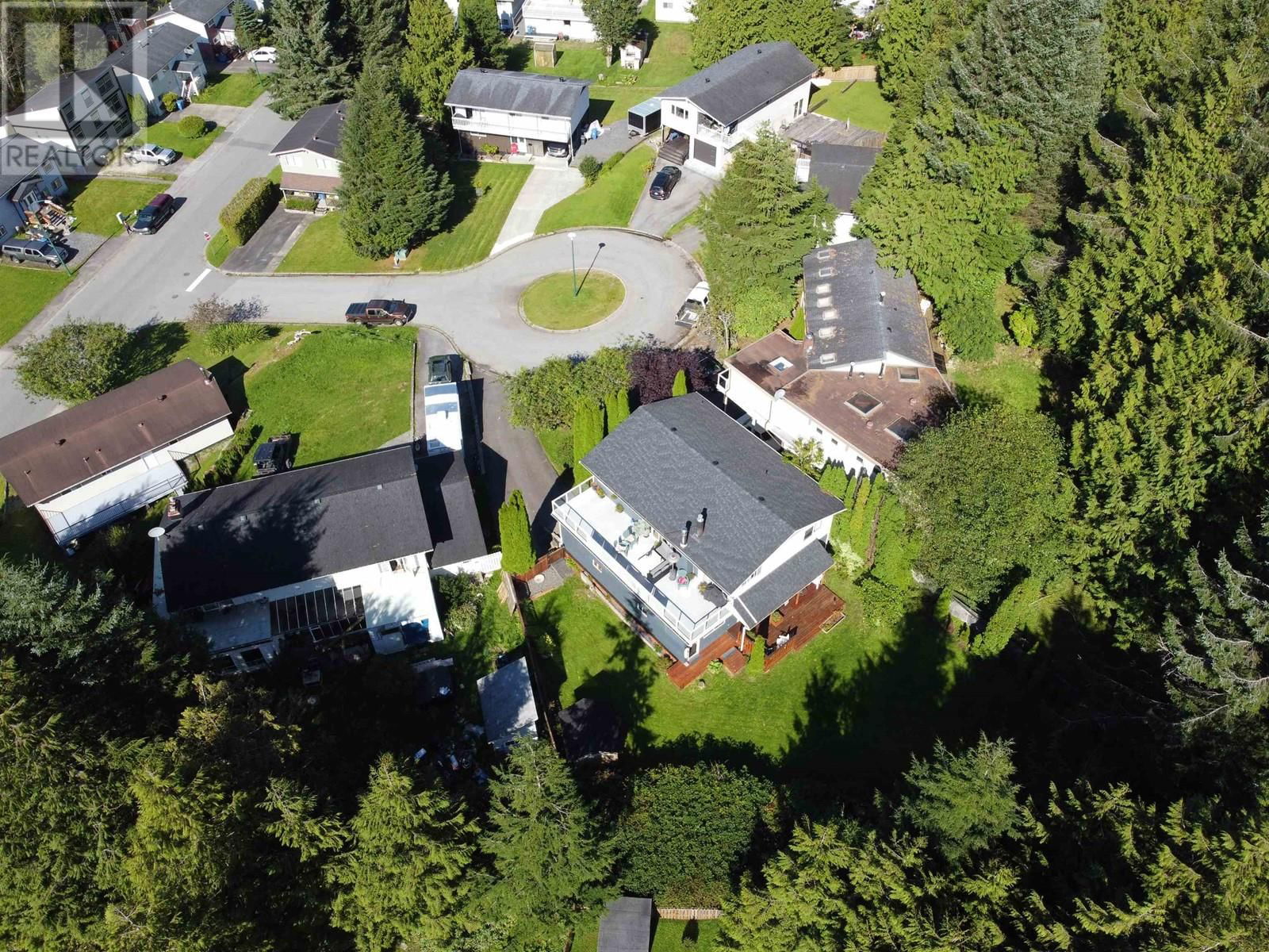 121 CADE PLACE Image 3