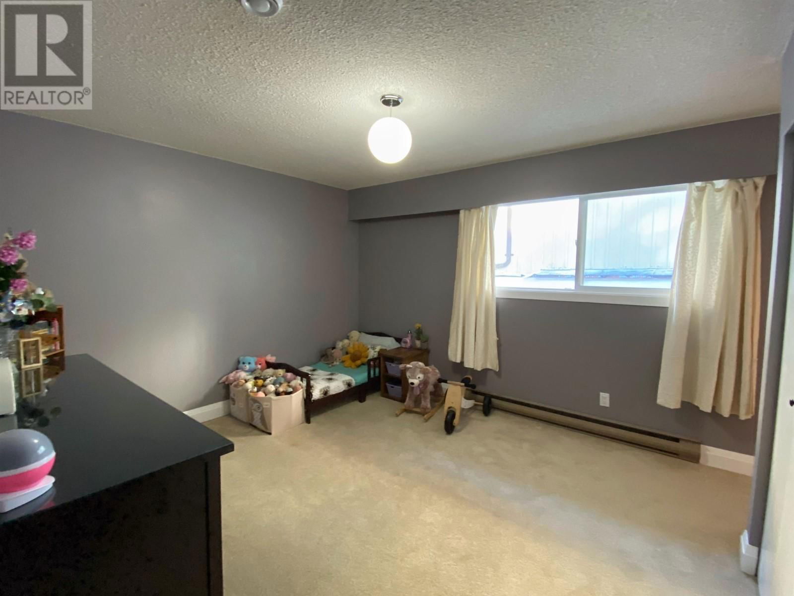 121 CADE PLACE Image 31