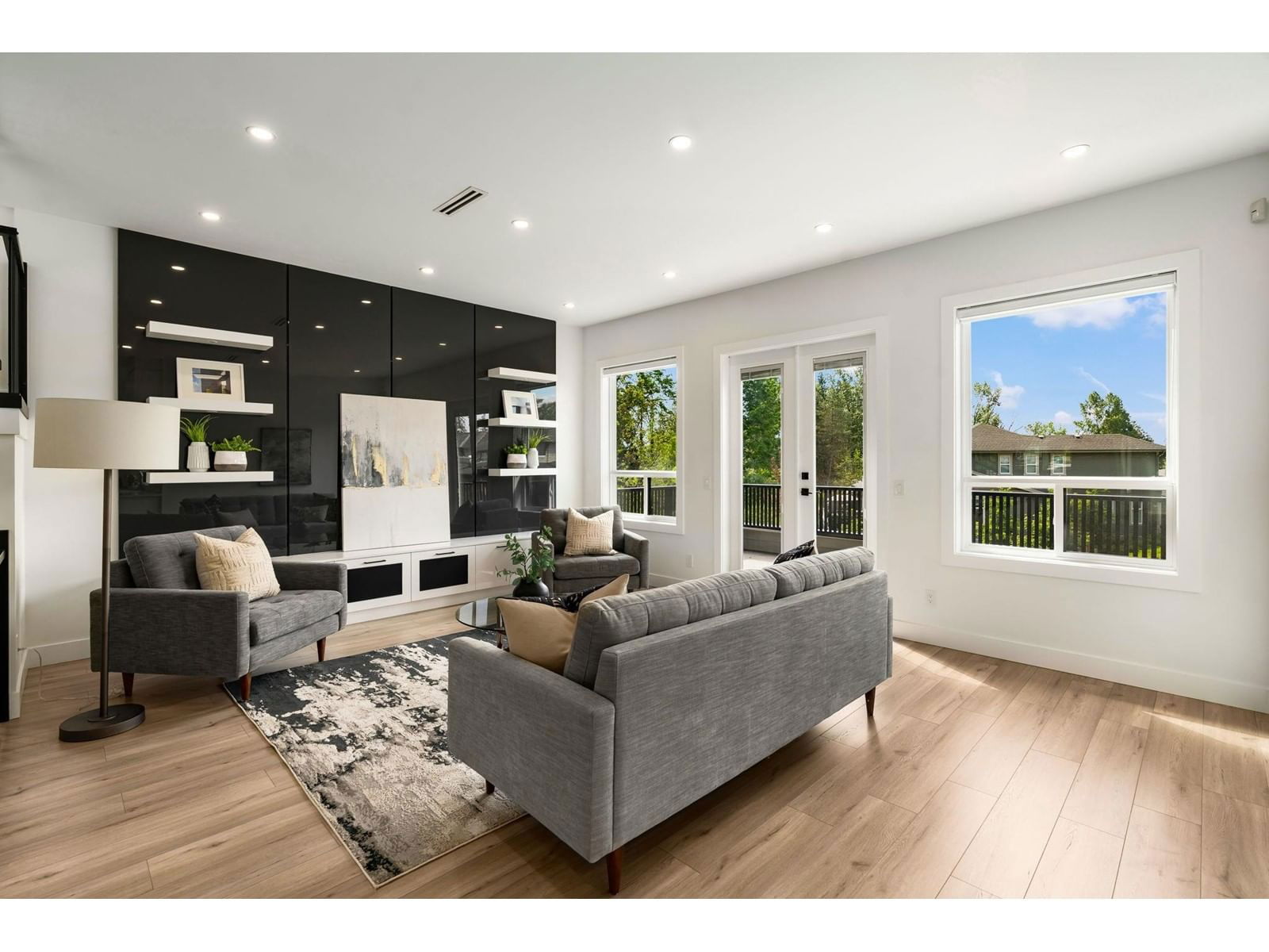 Primary Property View