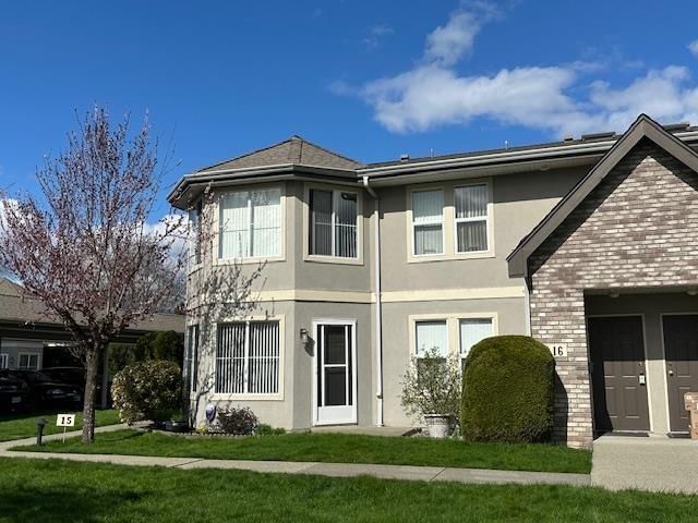 8533 BROADWAY Street Chilliwack British Columbia, V2P 5V4 - 2 Bedrooms Condo For Sale