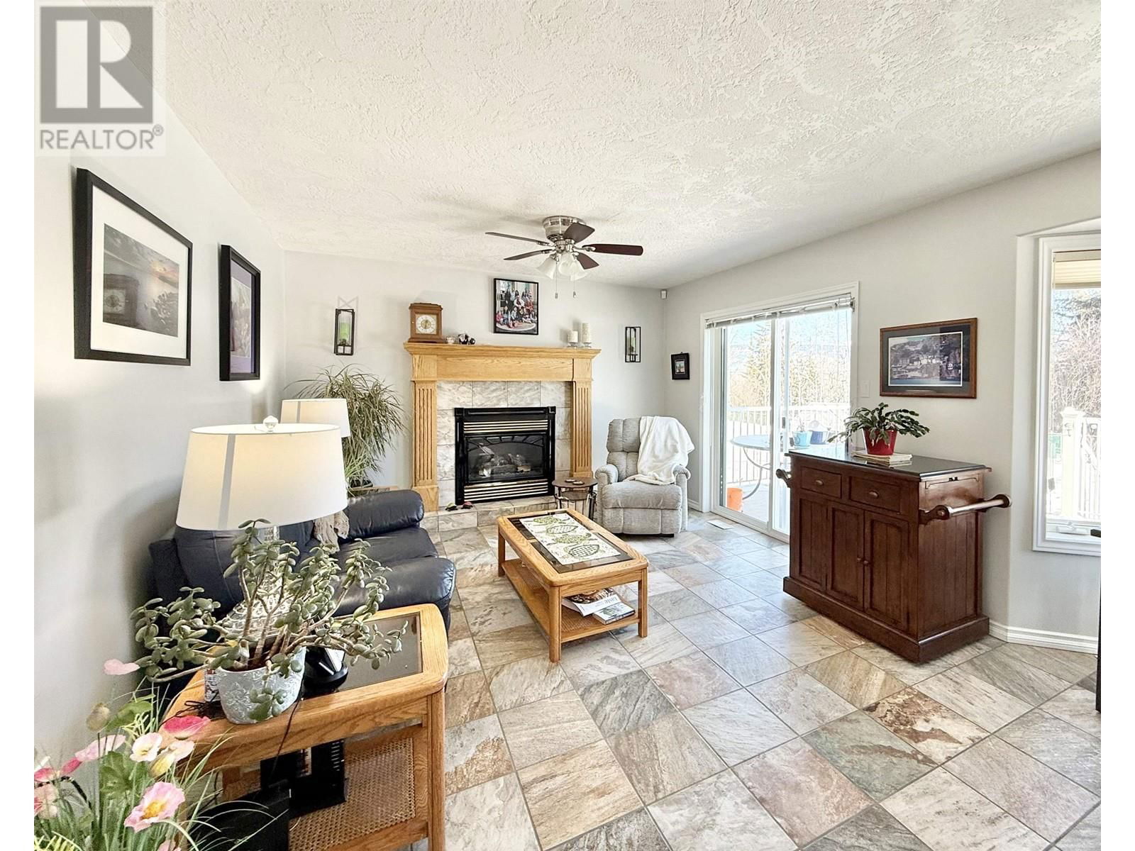 1511 SUNNY POINT DRIVE Image 11