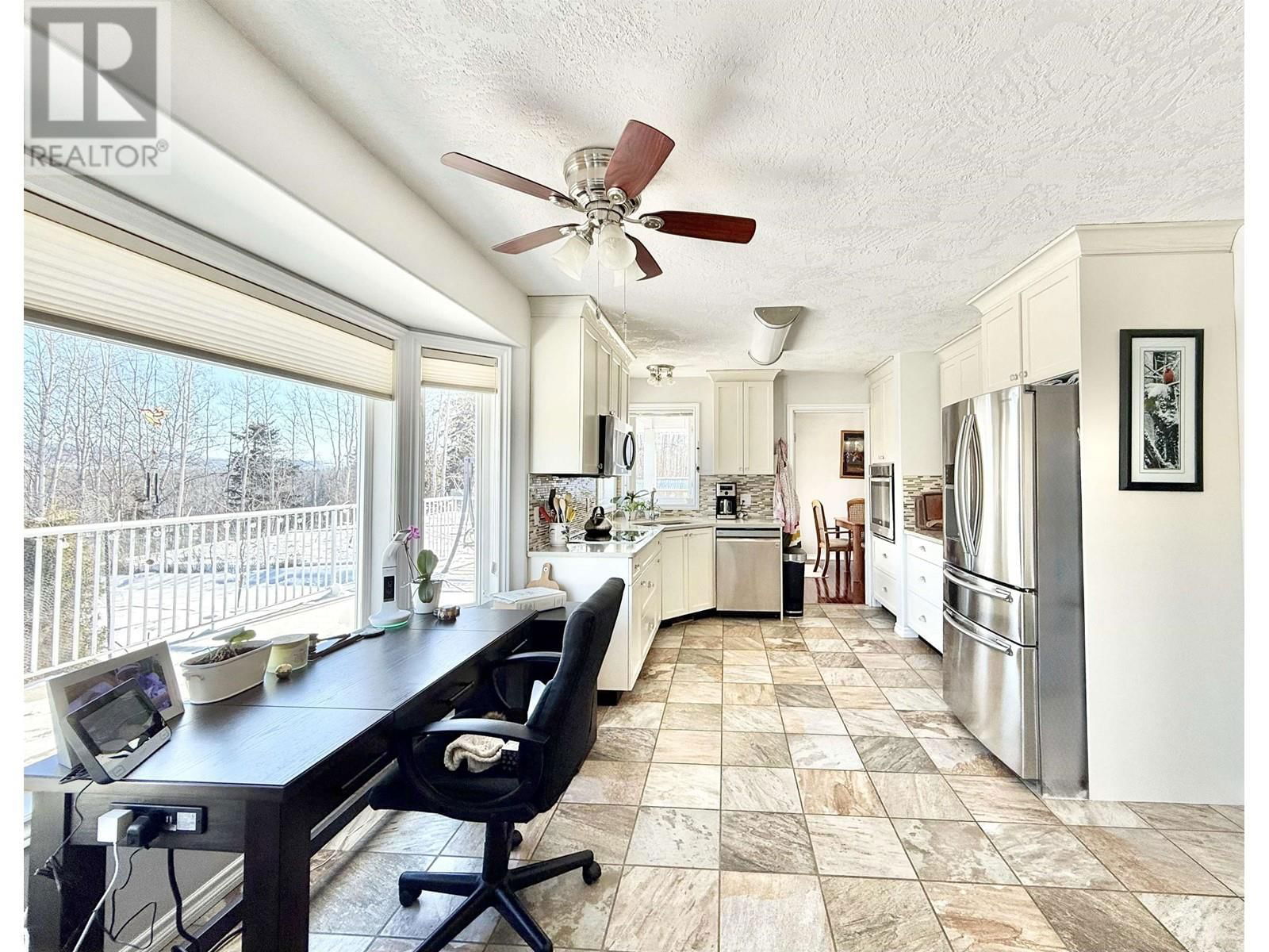 1511 SUNNY POINT DRIVE Image 14