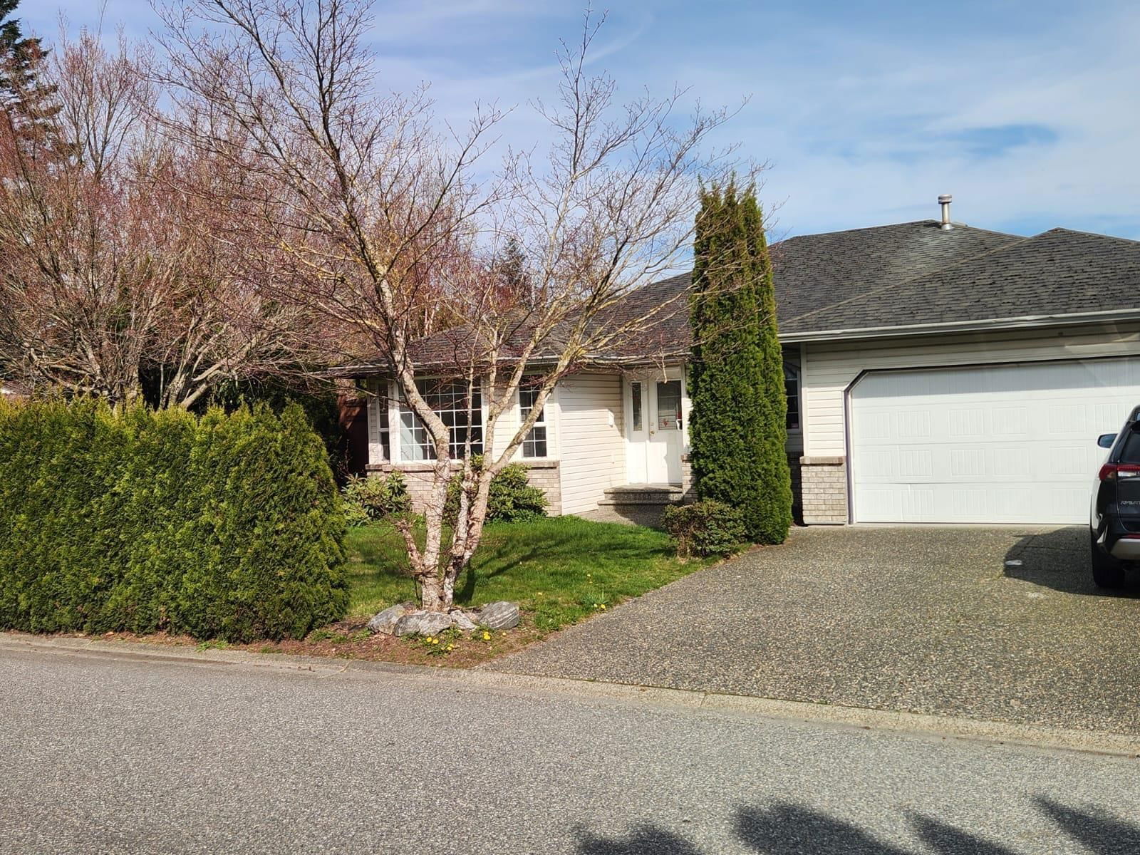 6390 SELKIRK STREET Image 2