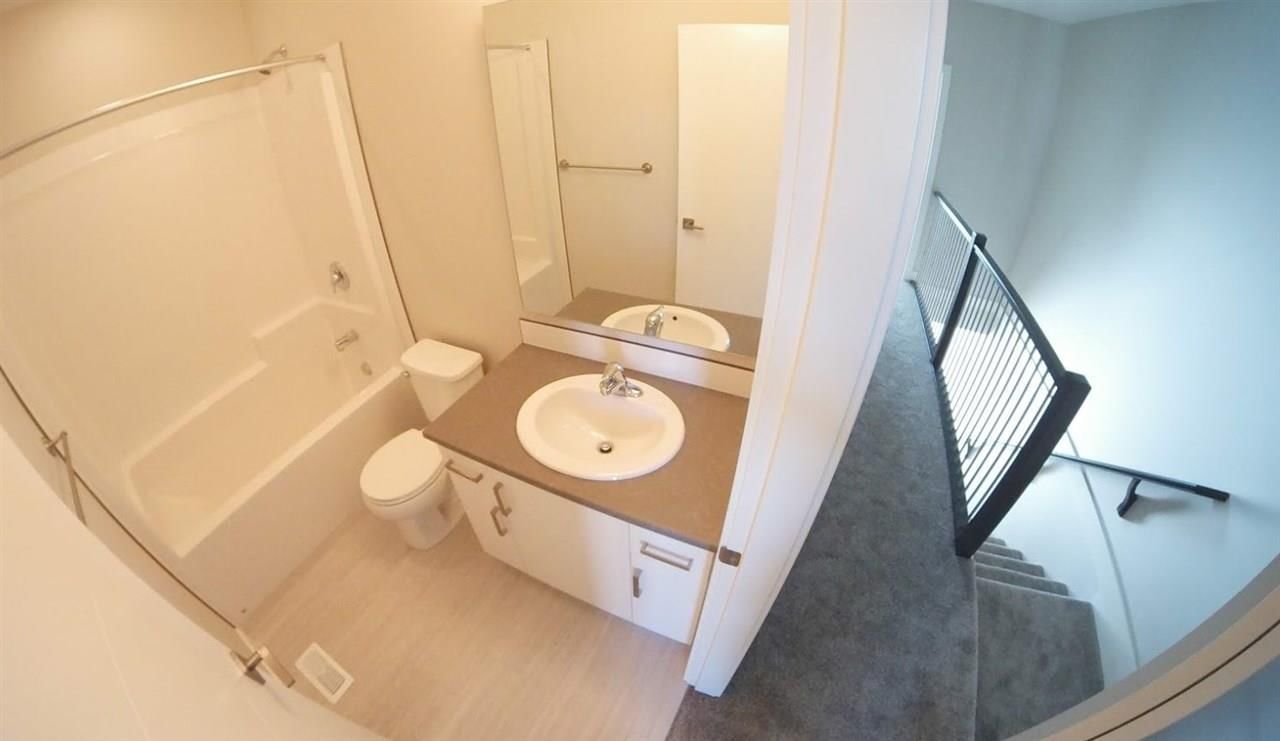 87 - 8413 MIDTOWN WAY Image 13