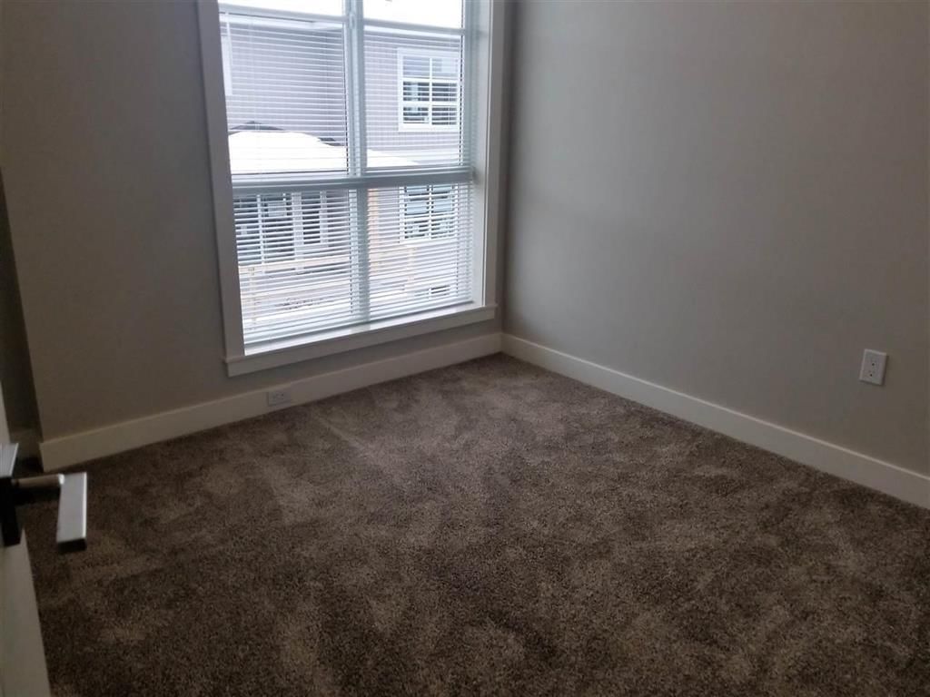87 - 8413 MIDTOWN WAY Image 8