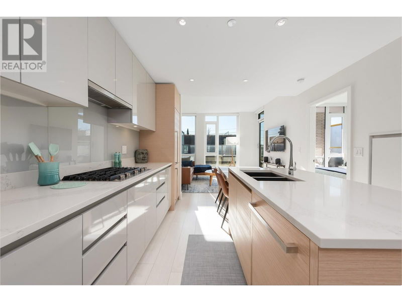Tertiary Property View