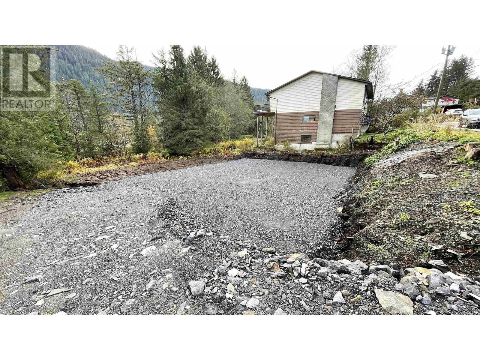 5-8 9TH Avenue, Prince Rupert, British Columbia V8J 2S4