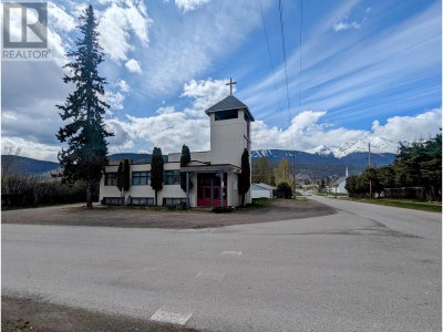 3889 8TH Avenue | Smithers British Columbia | Slide Image Thirty-six