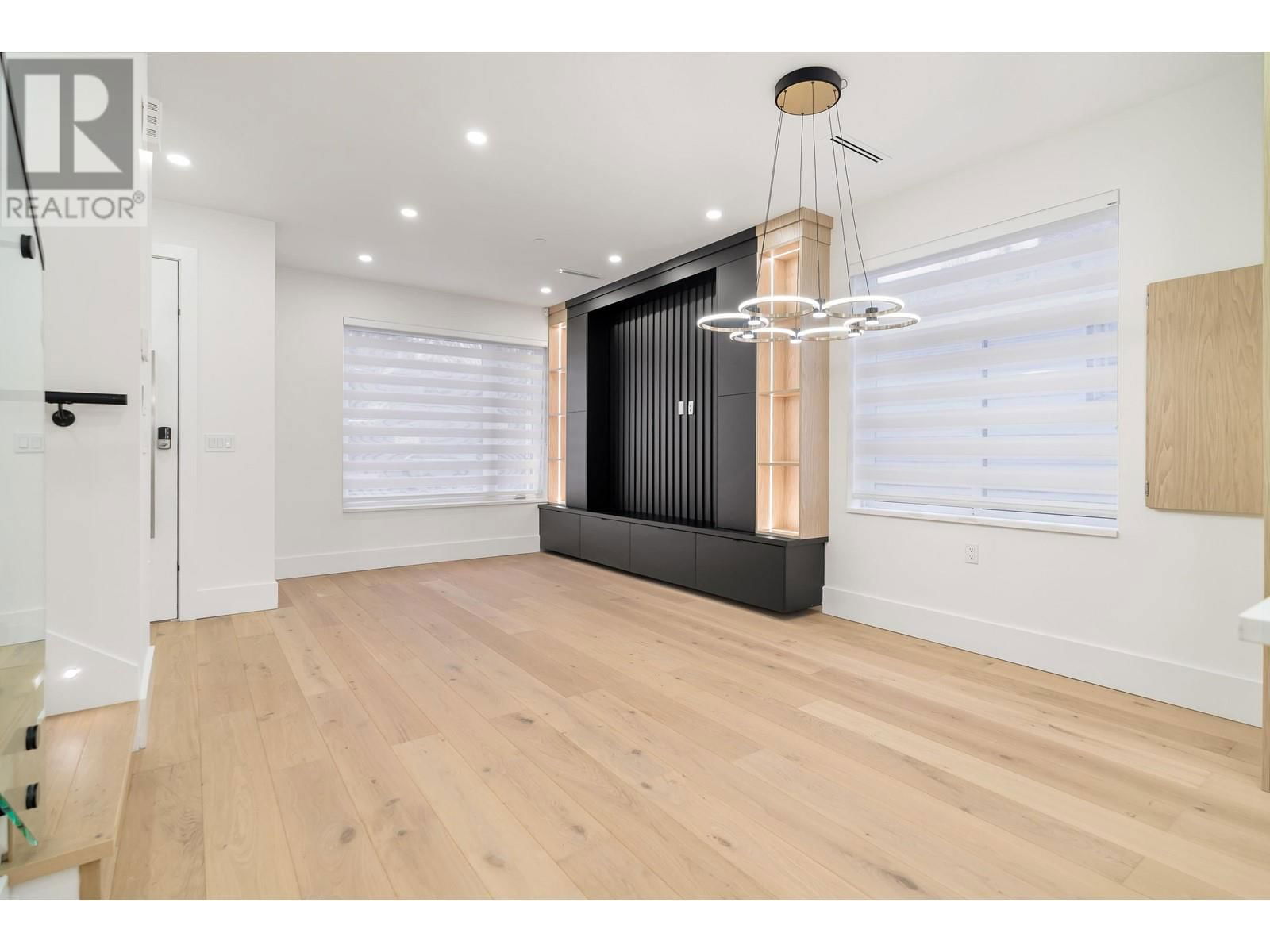 672 64TH AVENUE Image 6