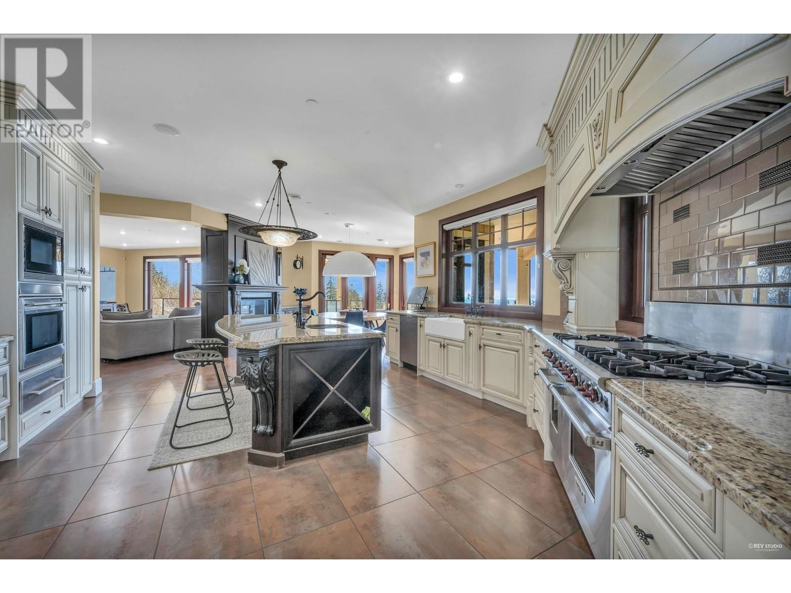 2336 KADLEC COURT Image 13