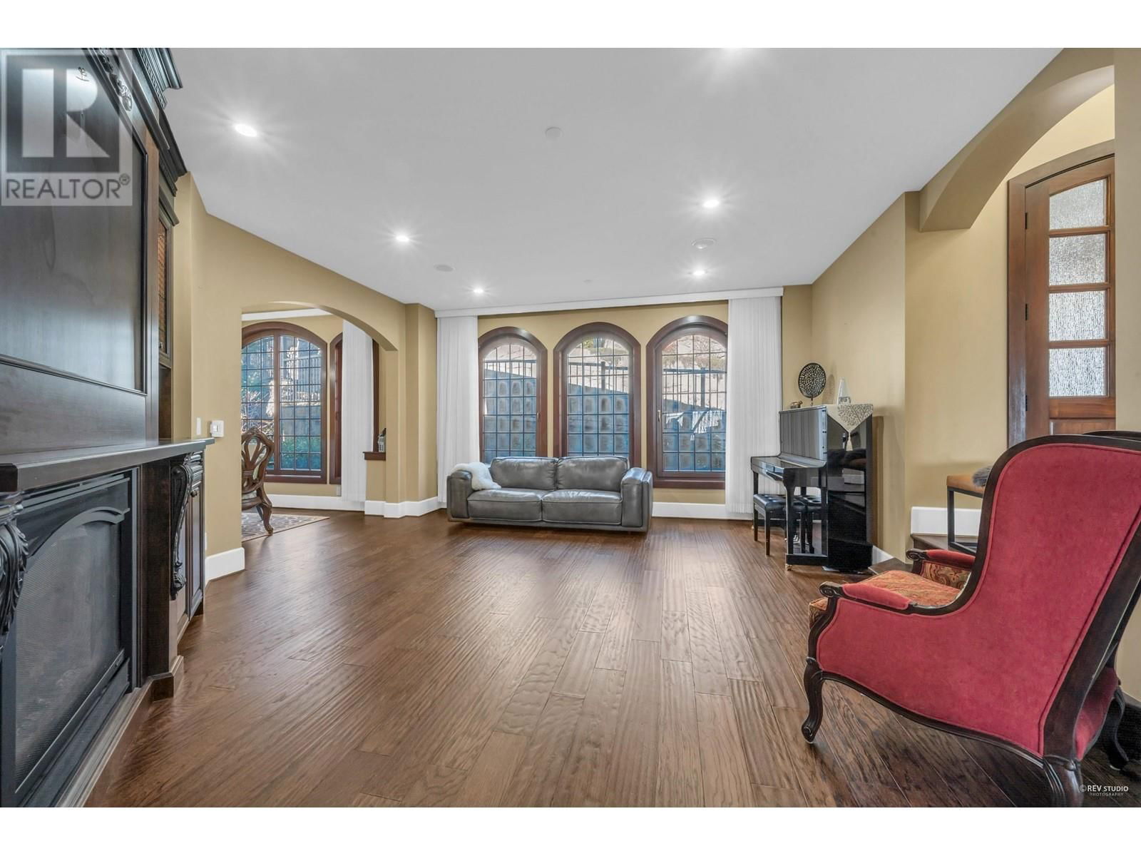 2336 KADLEC COURT Image 17