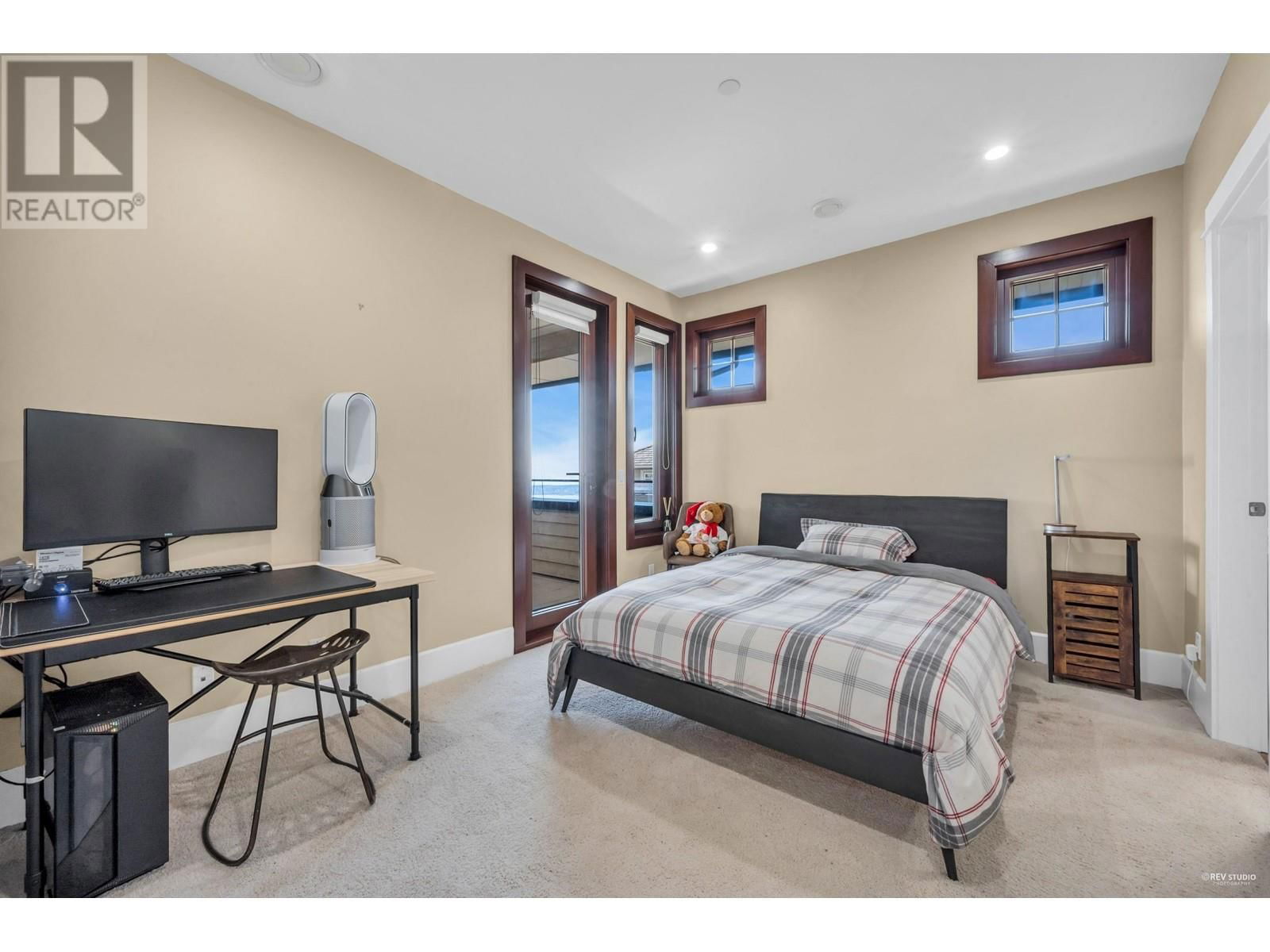 2336 KADLEC COURT Image 24