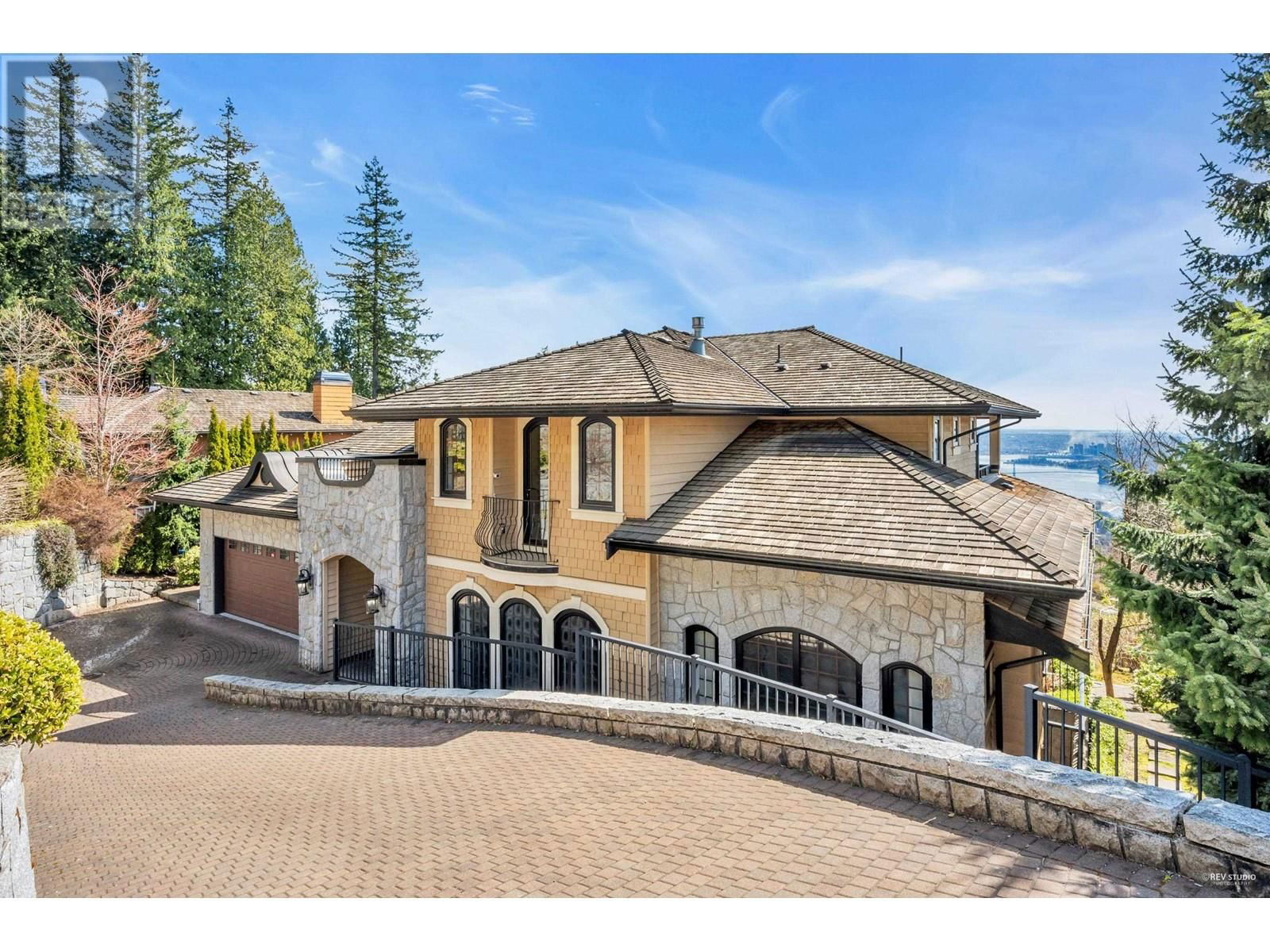 2336 KADLEC COURT Image 3