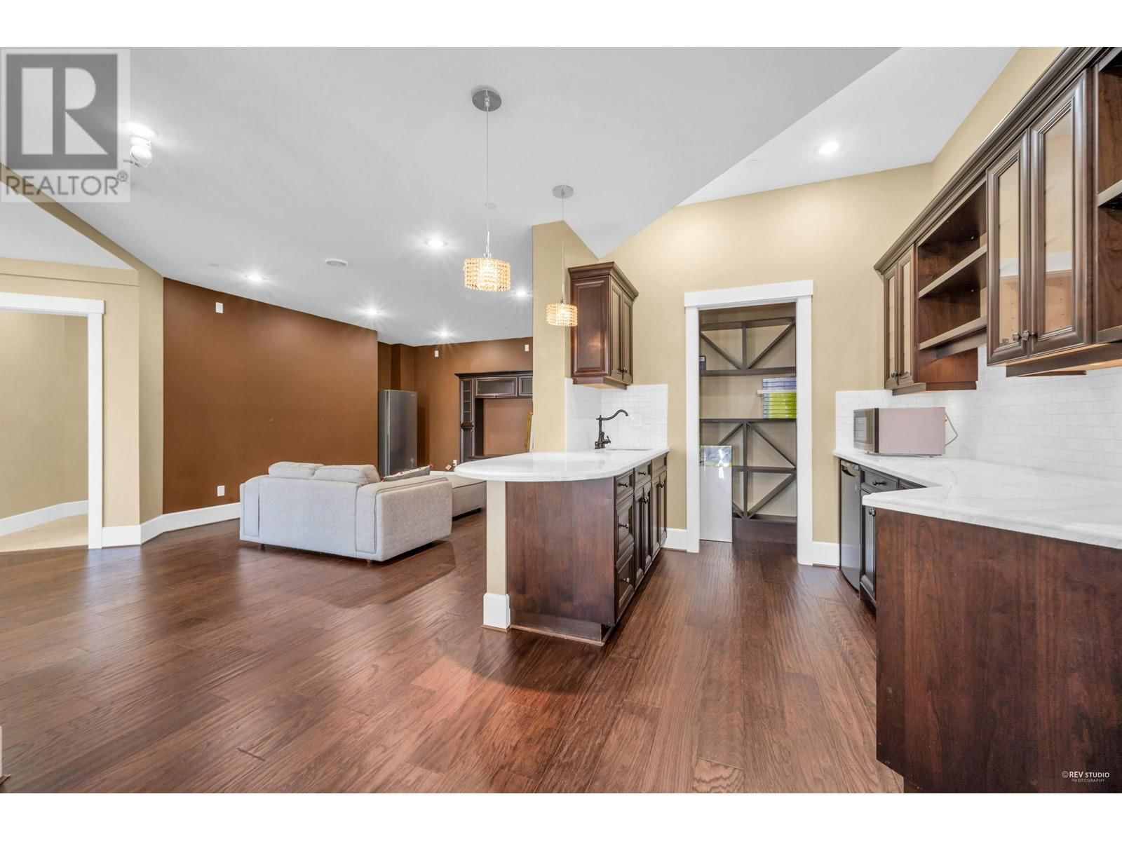 2336 KADLEC COURT Image 30
