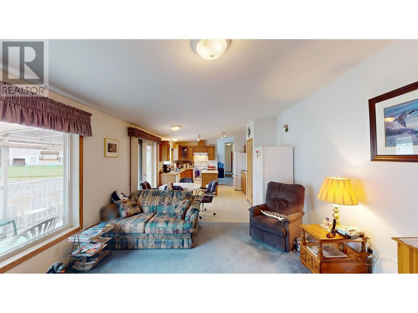 2299 ASH AVENUE Image 14