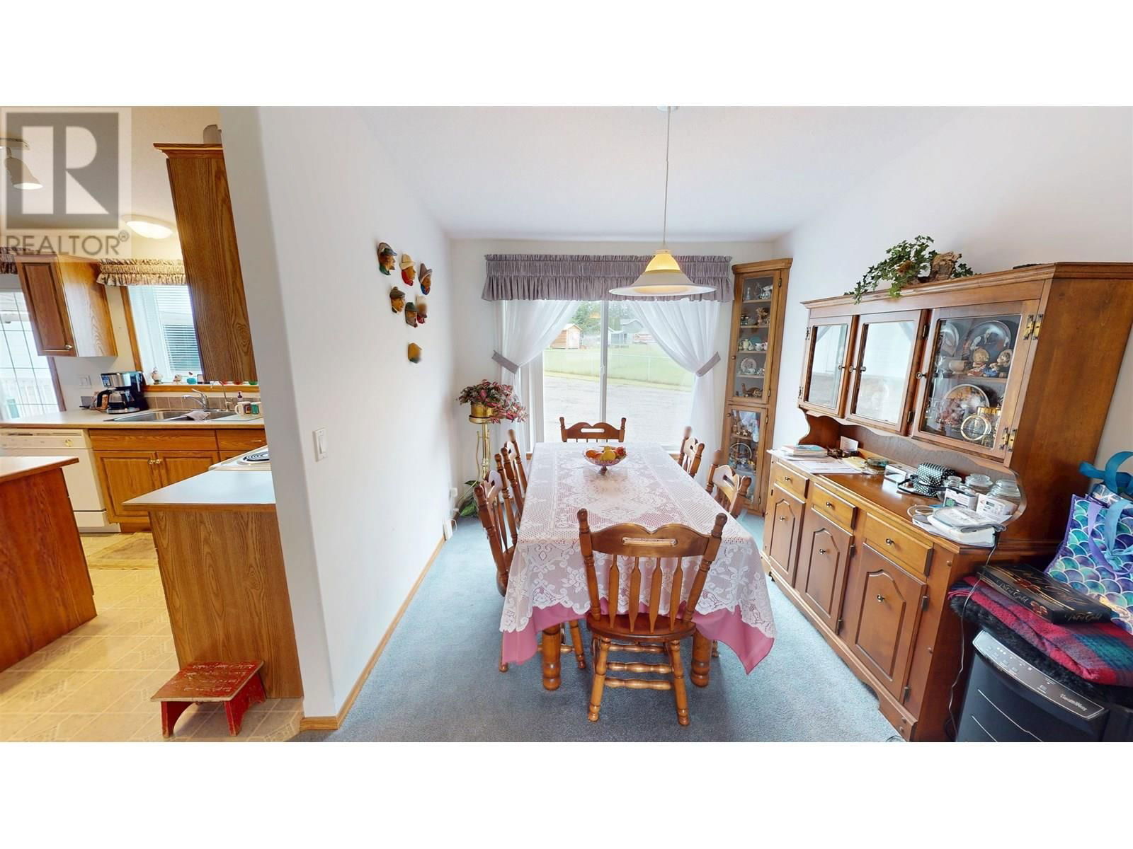 2299 ASH AVENUE Image 7