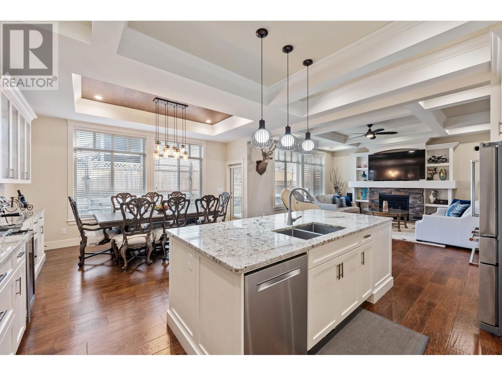 3359 BALLARD AVENUE Image 11