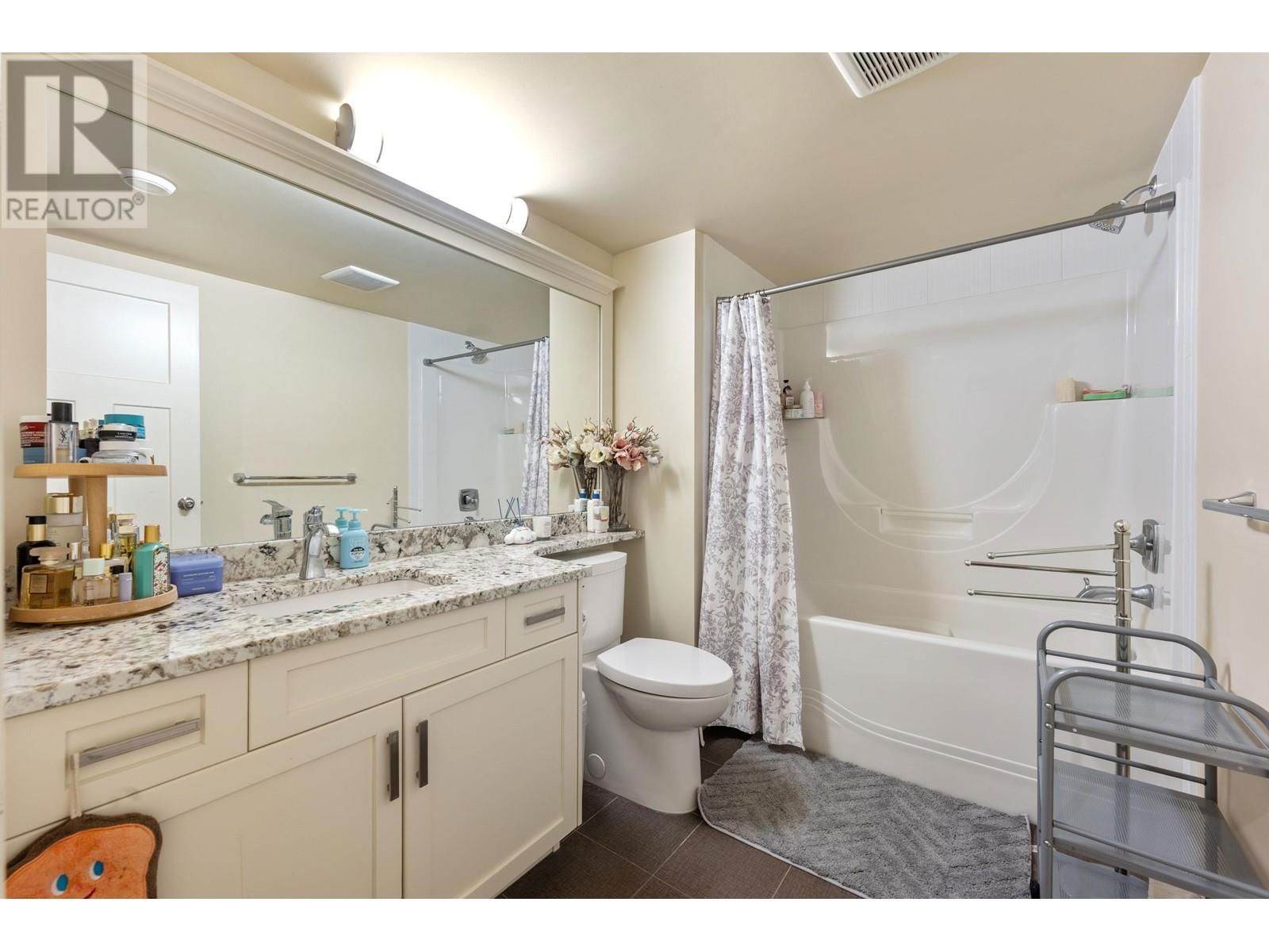 3359 BALLARD AVENUE Image 23