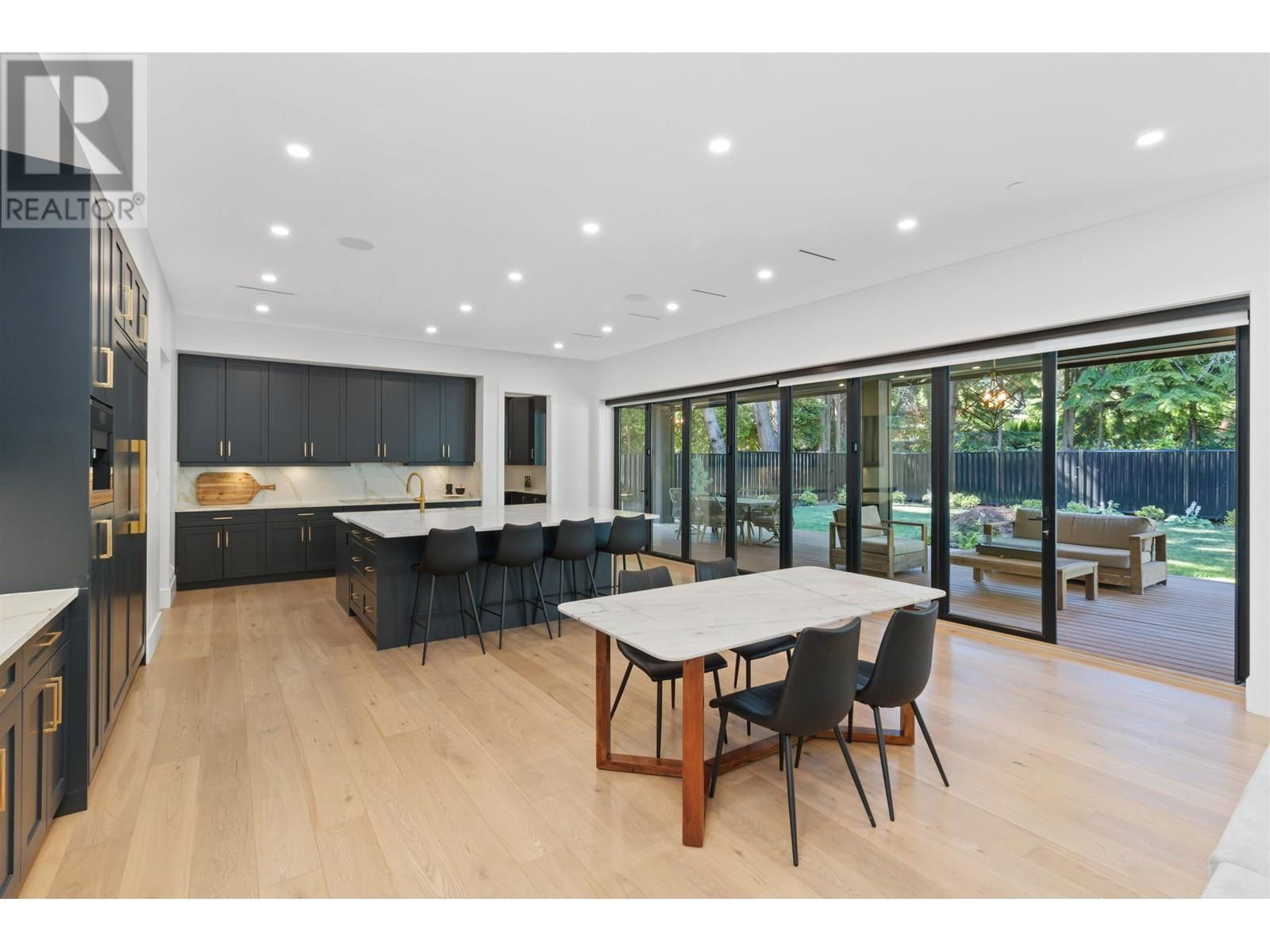 565 MATHERS AVENUE Image 10