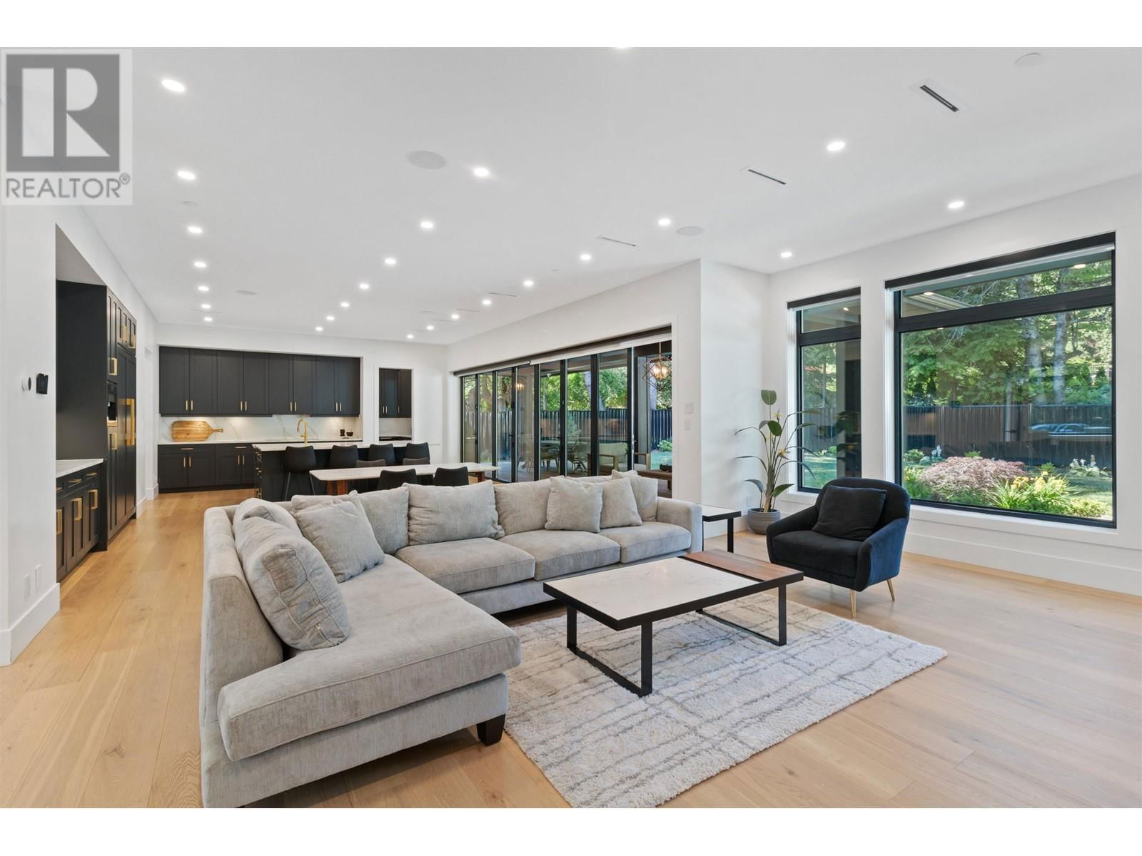 565 MATHERS AVENUE Image 15