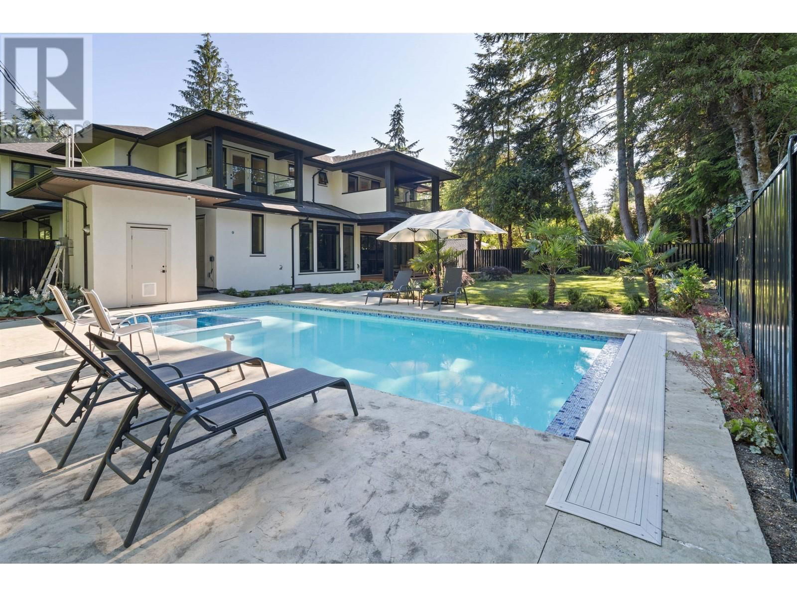 565 MATHERS AVENUE Image 21