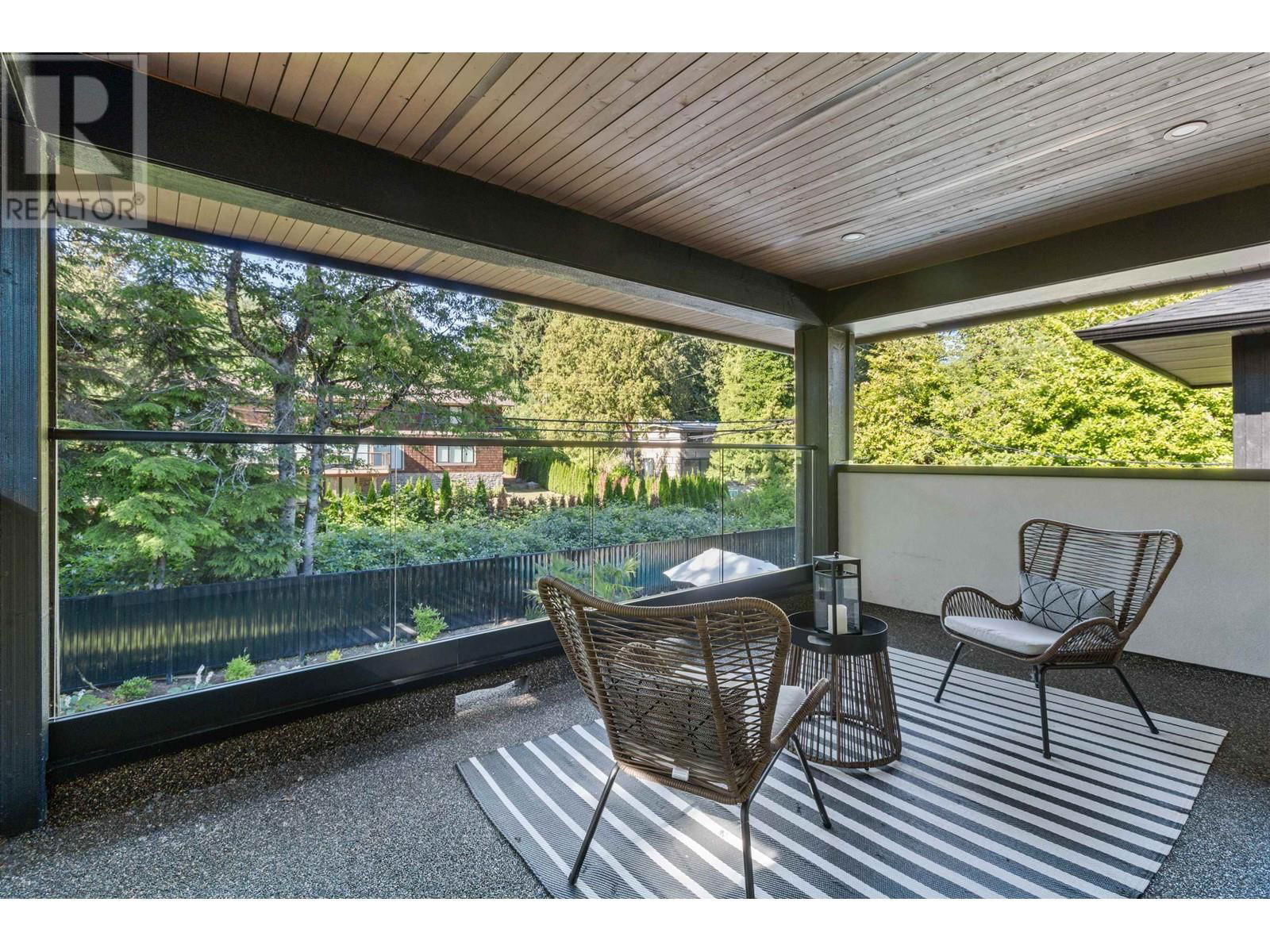 565 MATHERS AVENUE Image 27