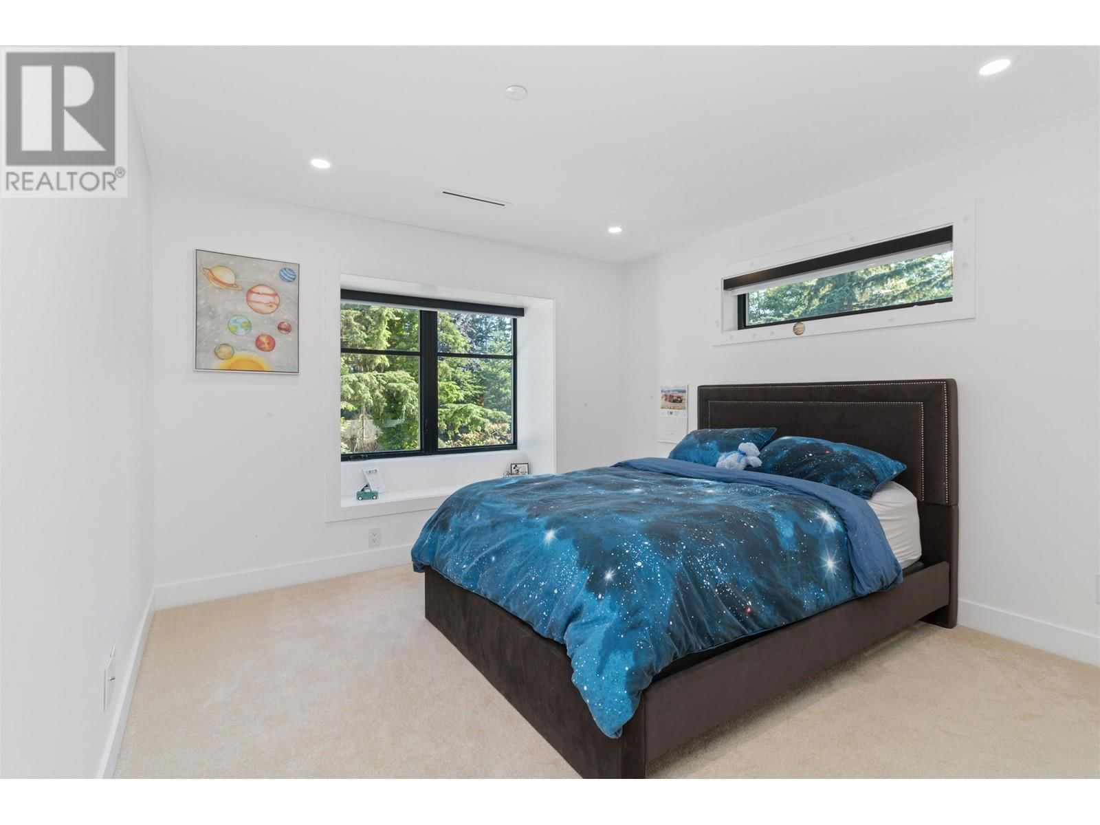 565 MATHERS AVENUE Image 29