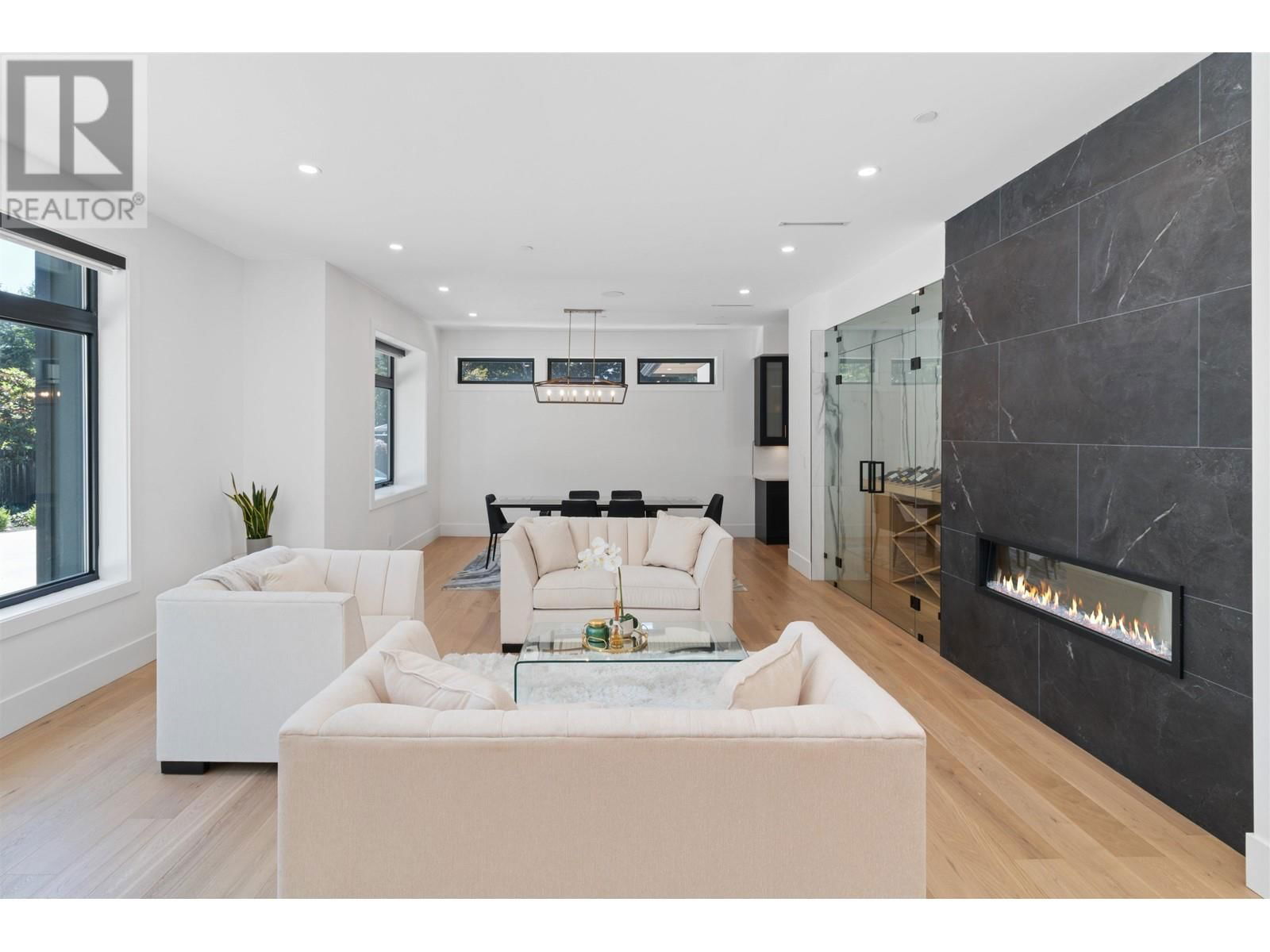 565 MATHERS AVENUE Image 4