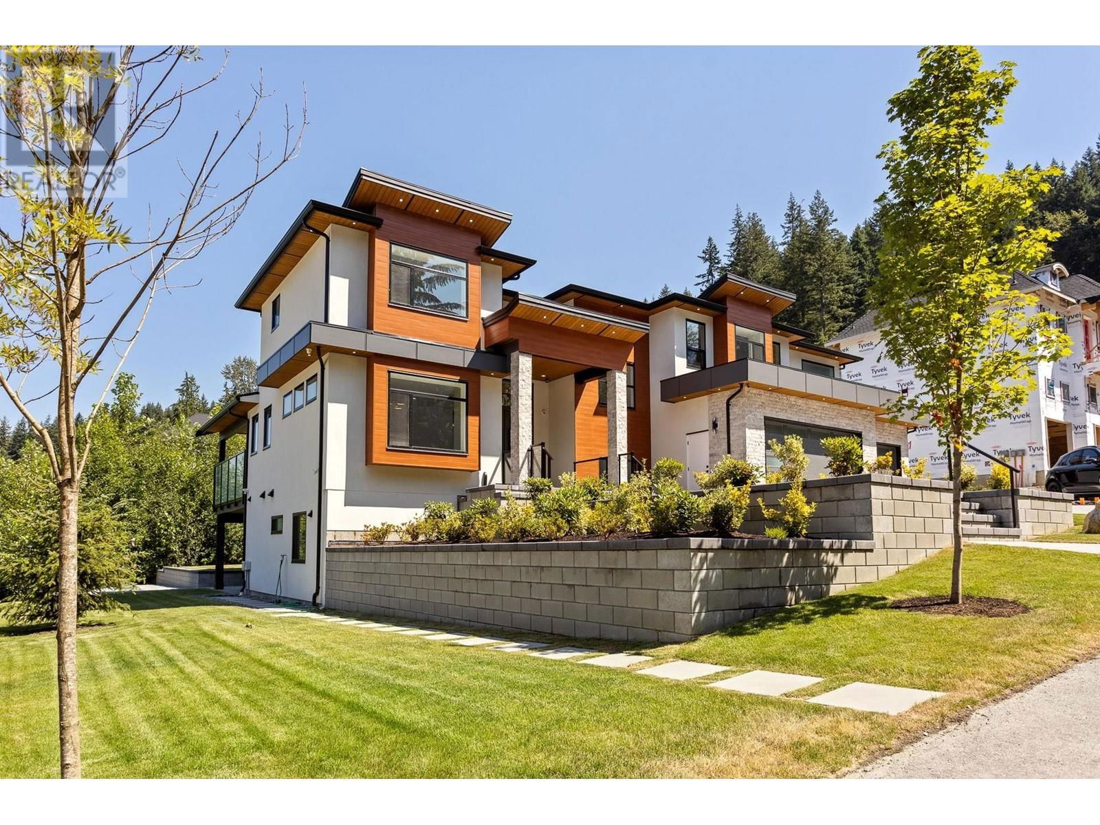 2961 EAGLECREST DRIVE Image 3