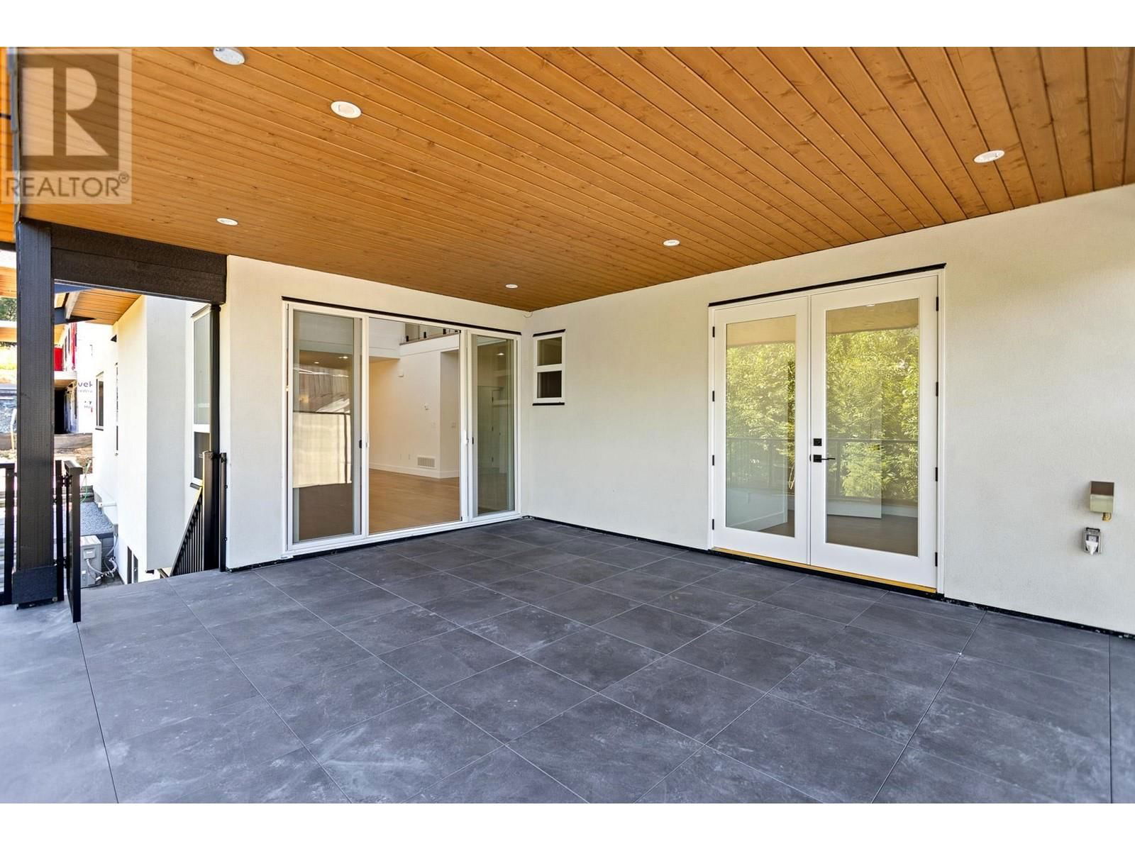 2961 EAGLECREST DRIVE Image 5