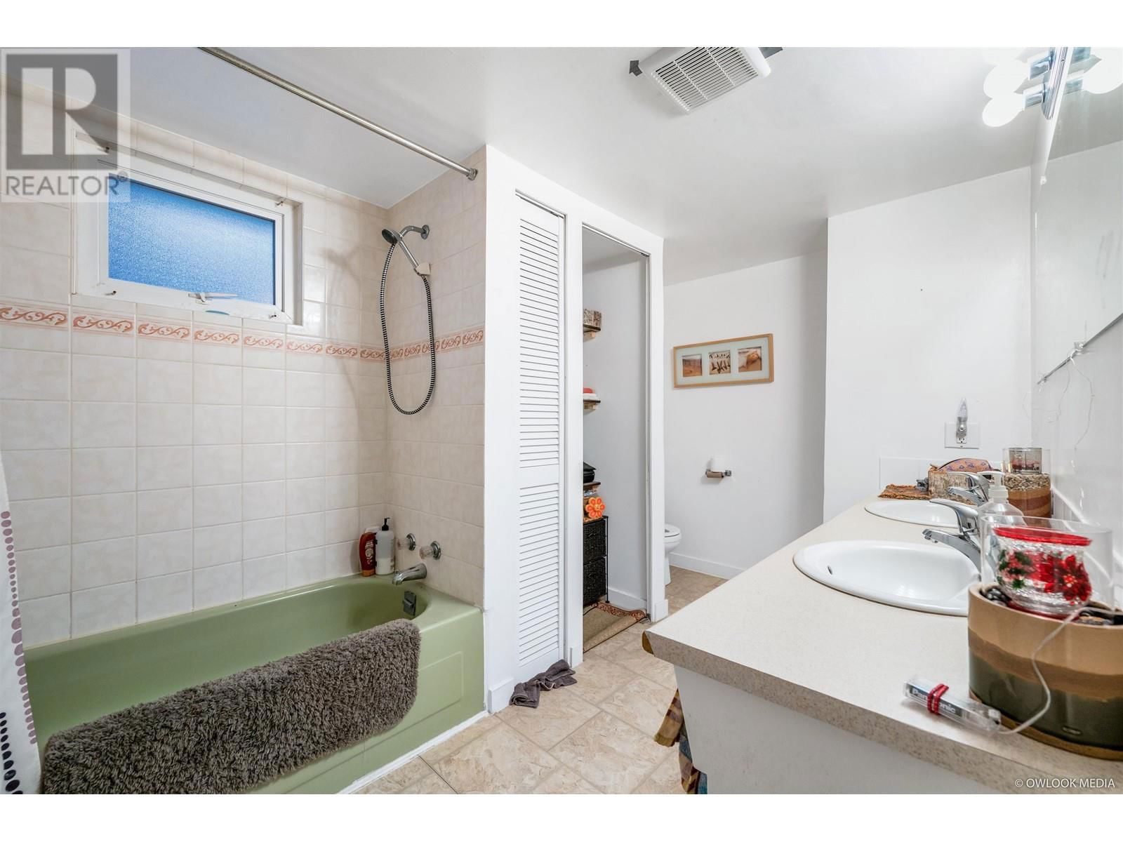 3557 MARSHALL STREET Image 3