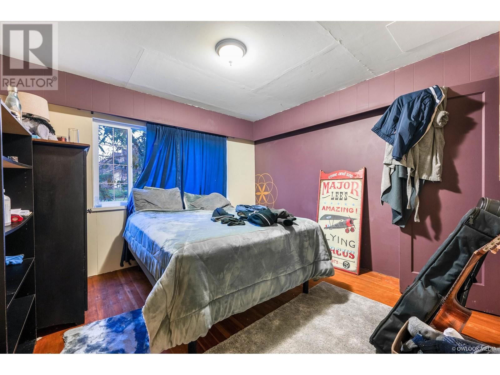 3557 MARSHALL STREET Image 8