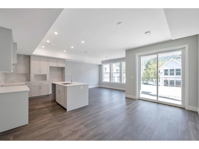 Tertiary Property View