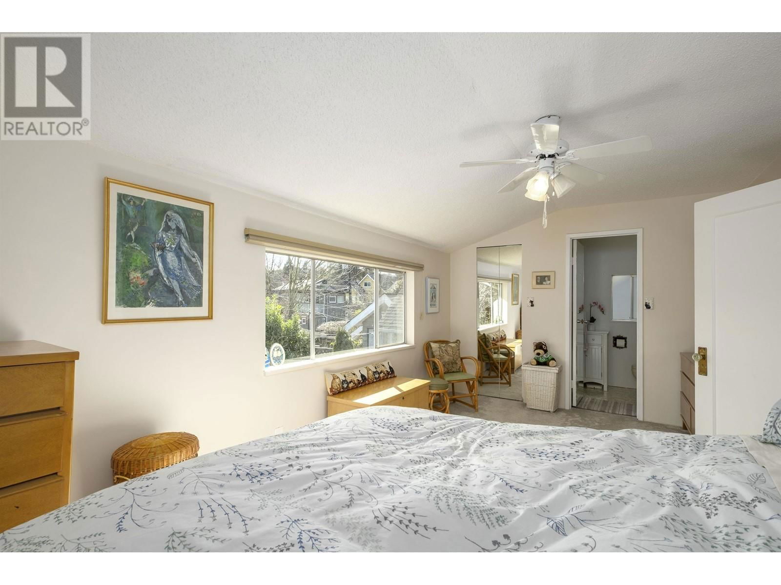 3584 22ND AVENUE Image 17