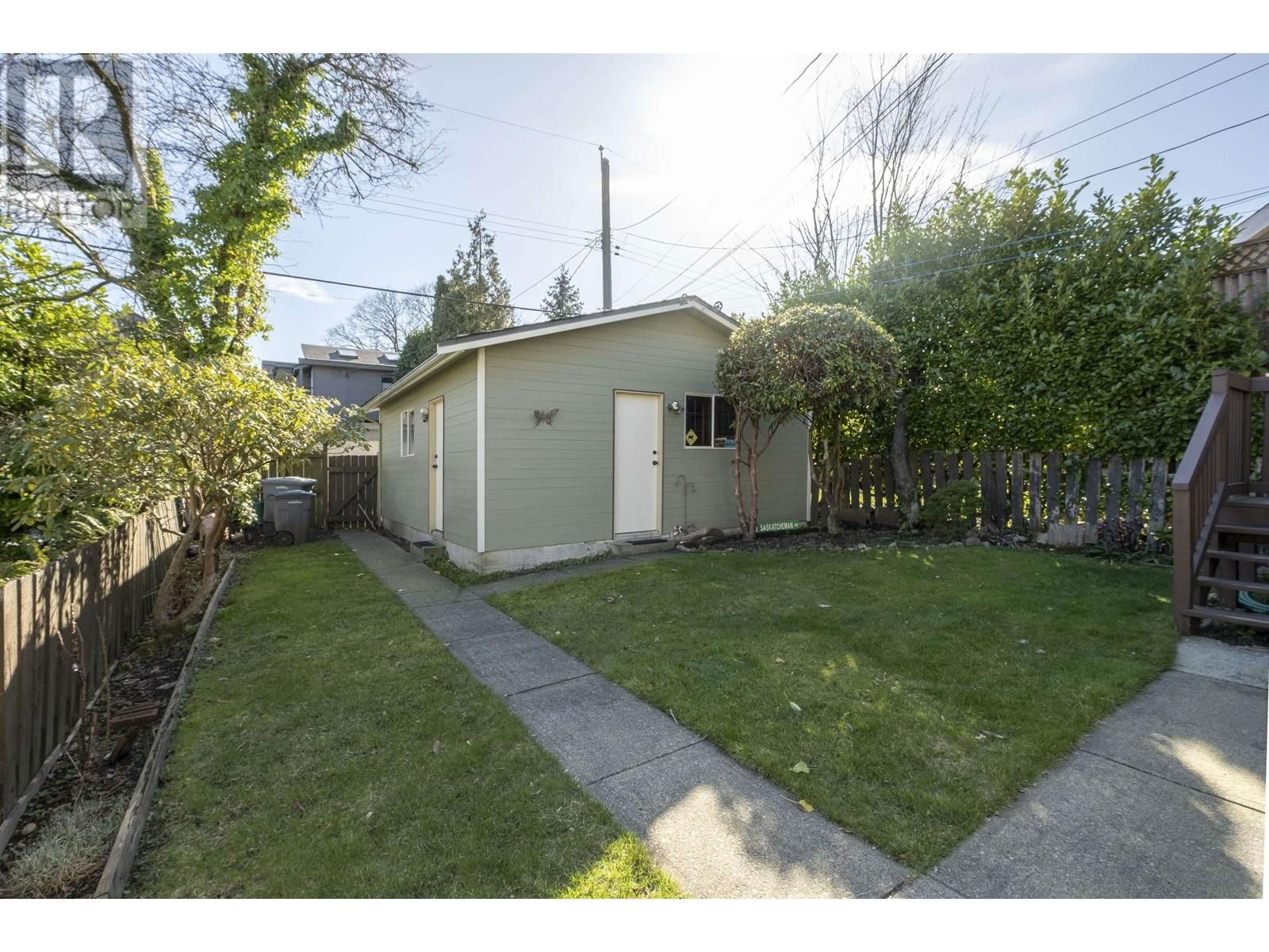 3584 22ND AVENUE Image 34