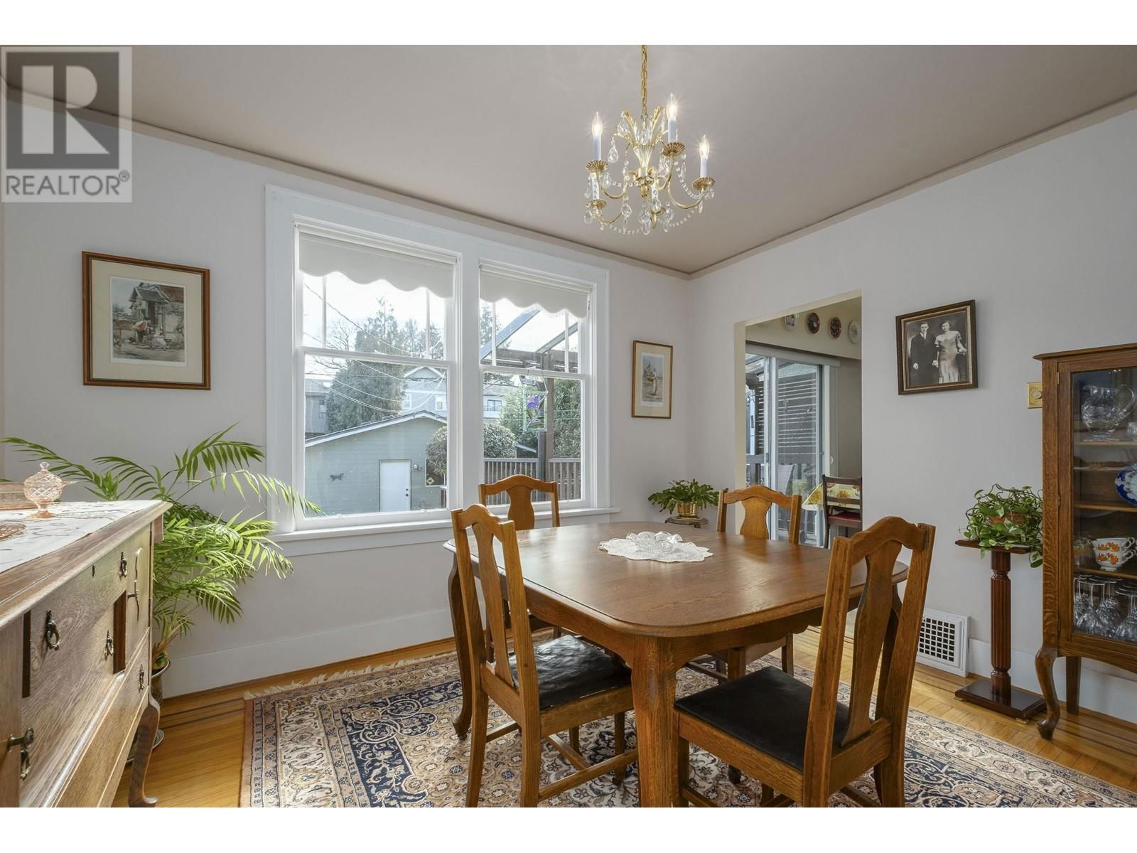 3584 22ND AVENUE Image 8
